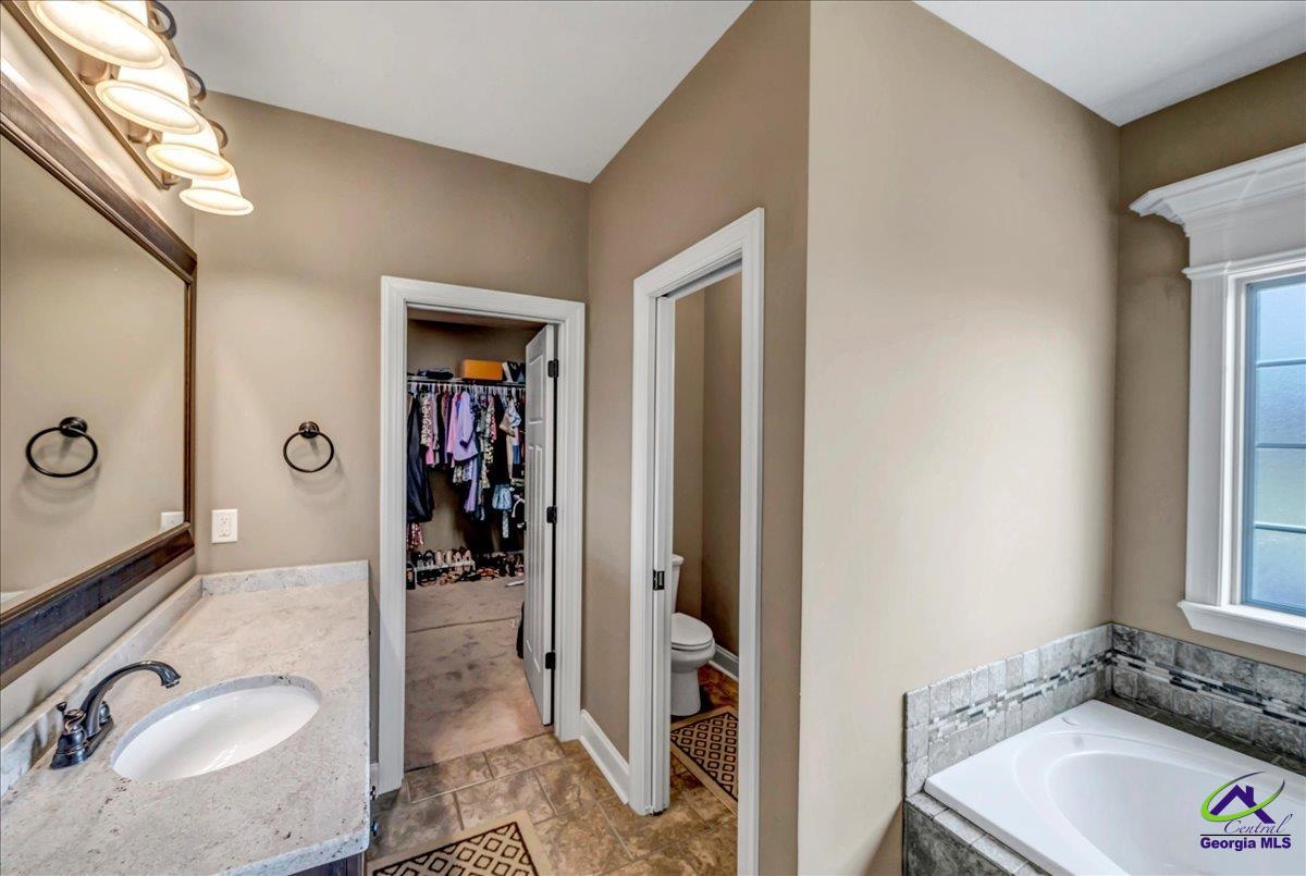 1034 Chattahoochee Drive