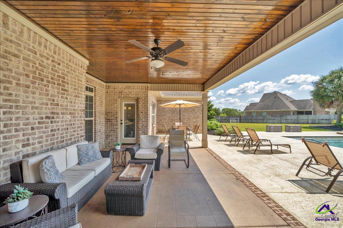 1034 Chattahoochee Drive
