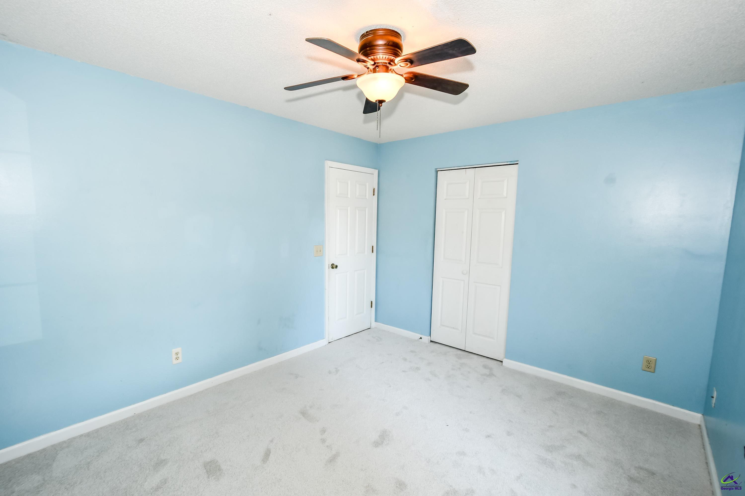 226 Crestwood Circle