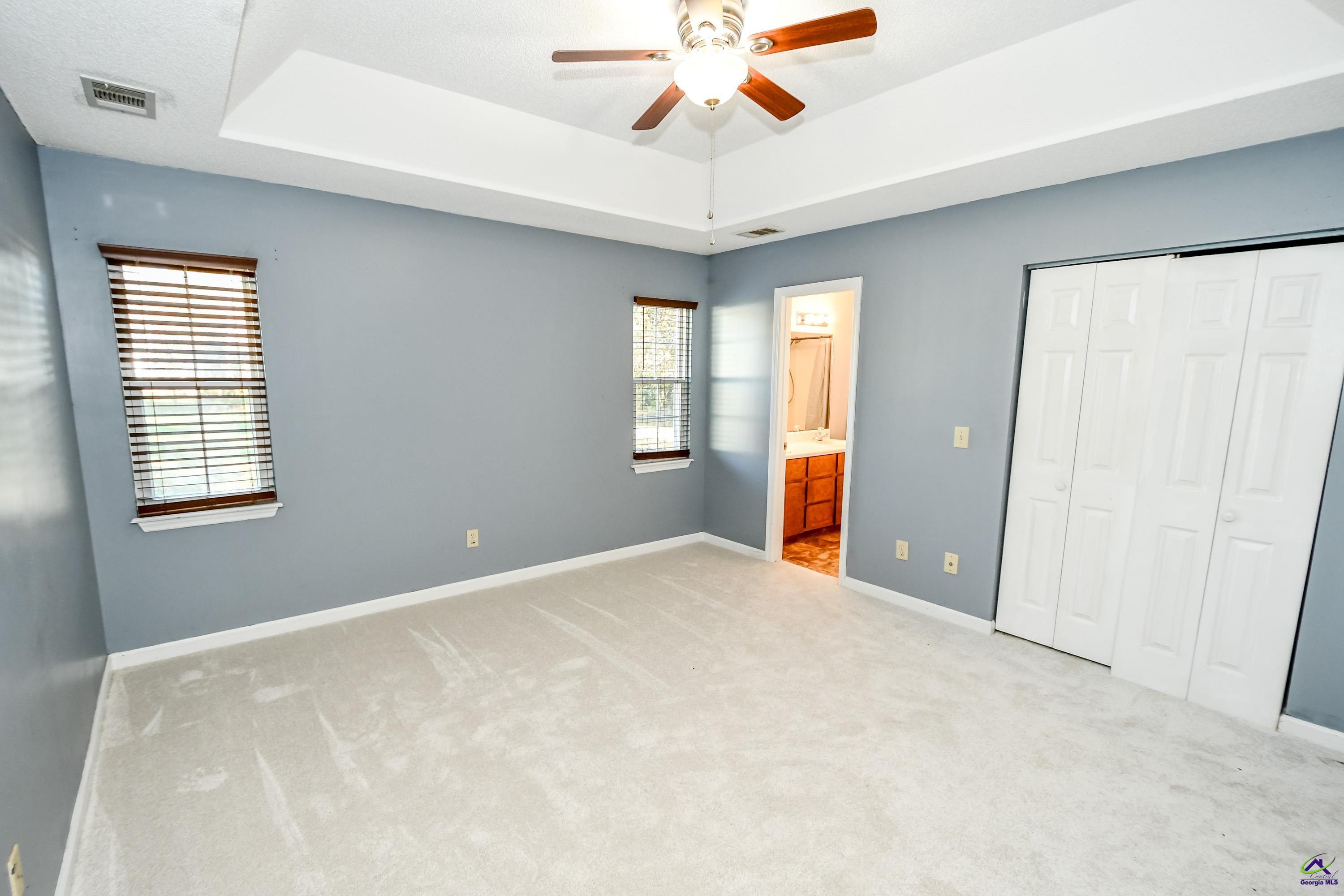226 Crestwood Circle