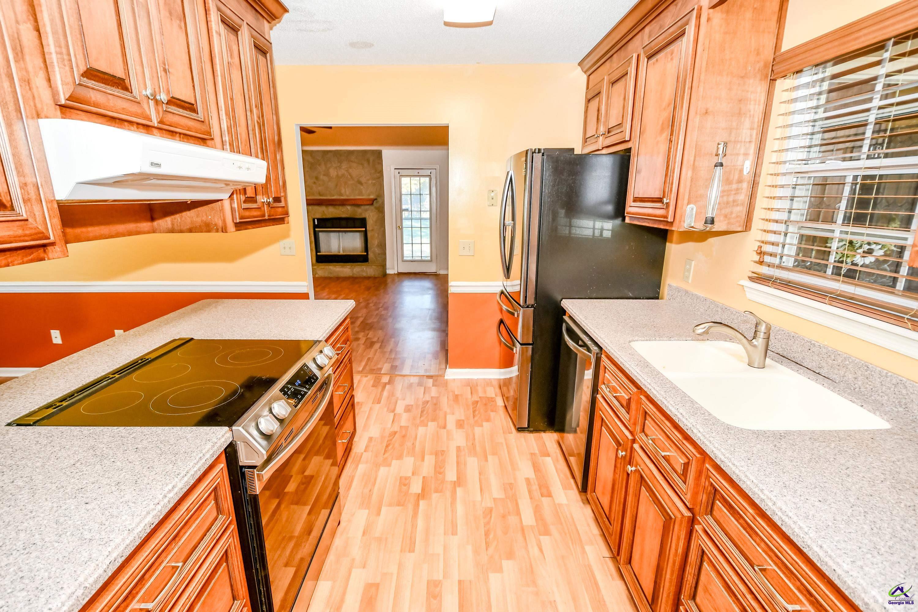 226 Crestwood Circle