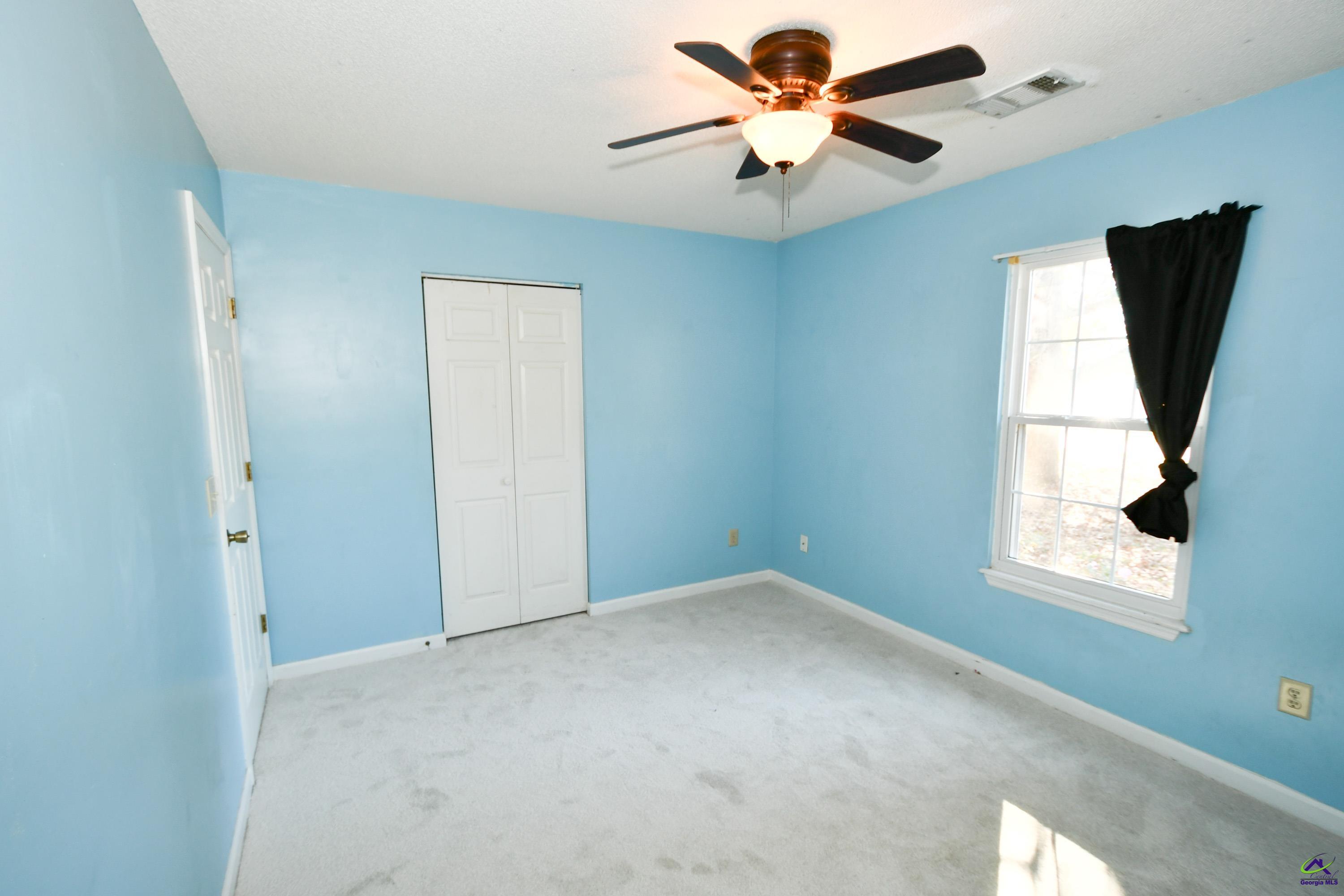 226 Crestwood Circle