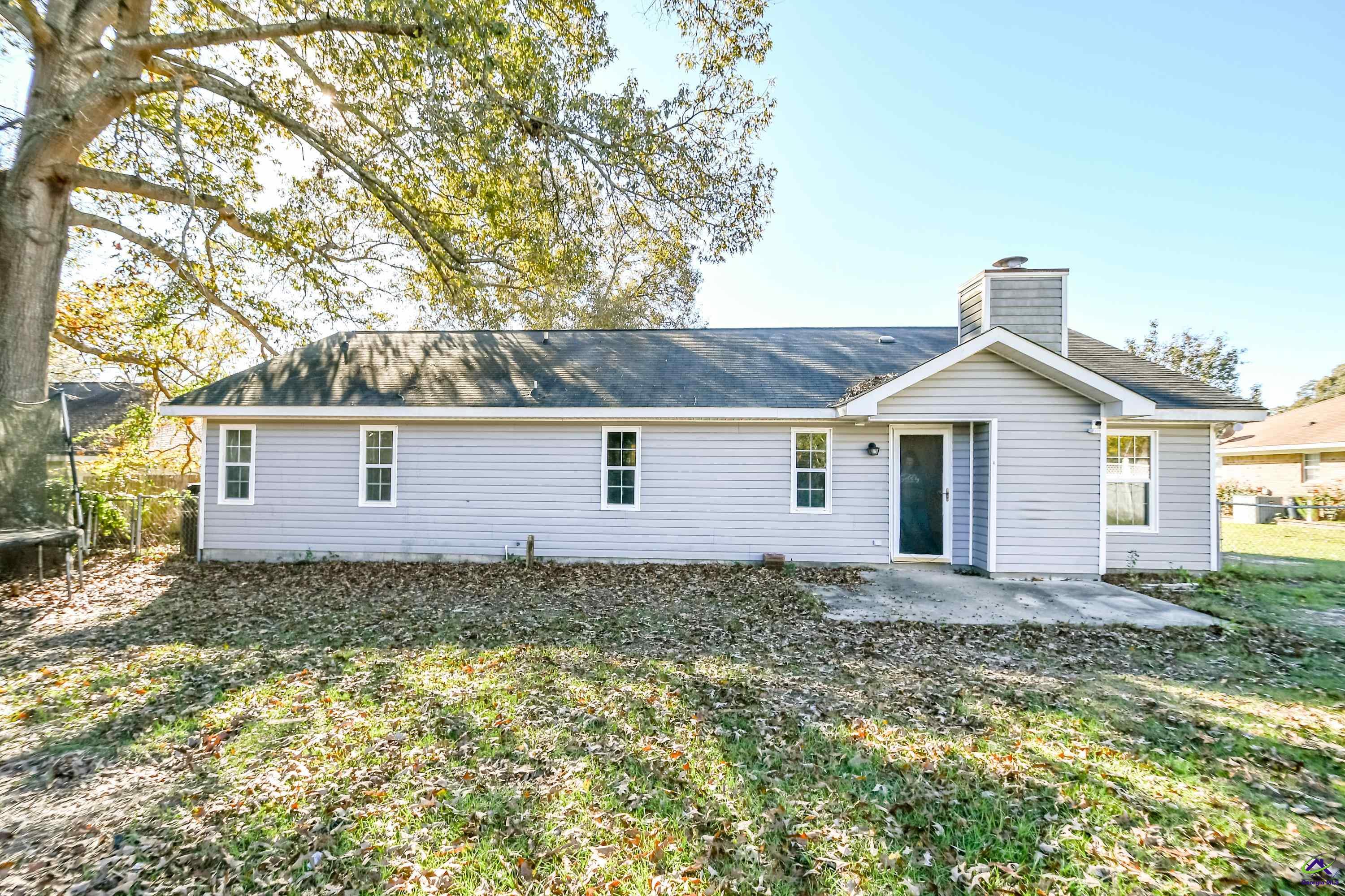 226 Crestwood Circle