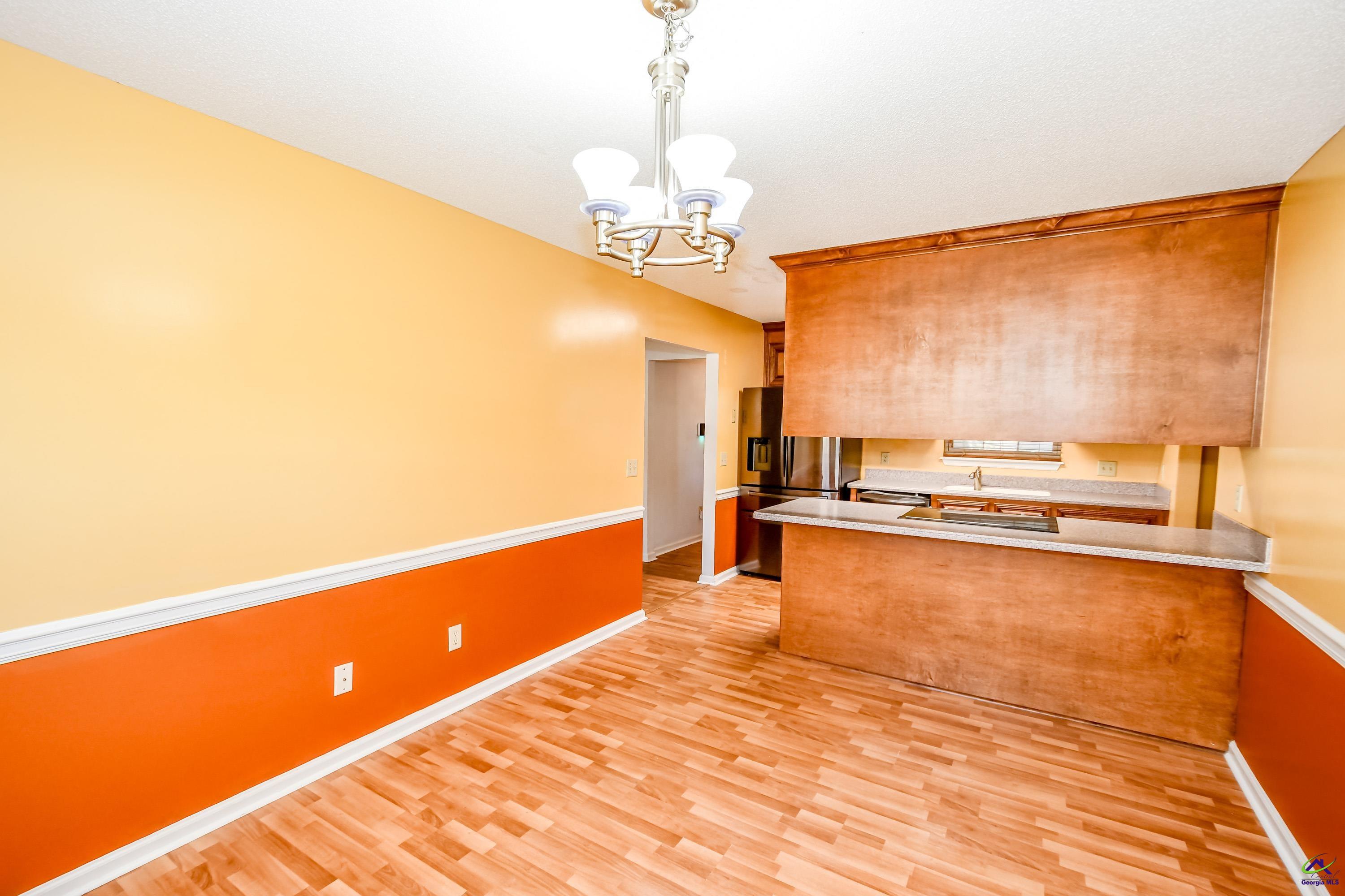 226 Crestwood Circle