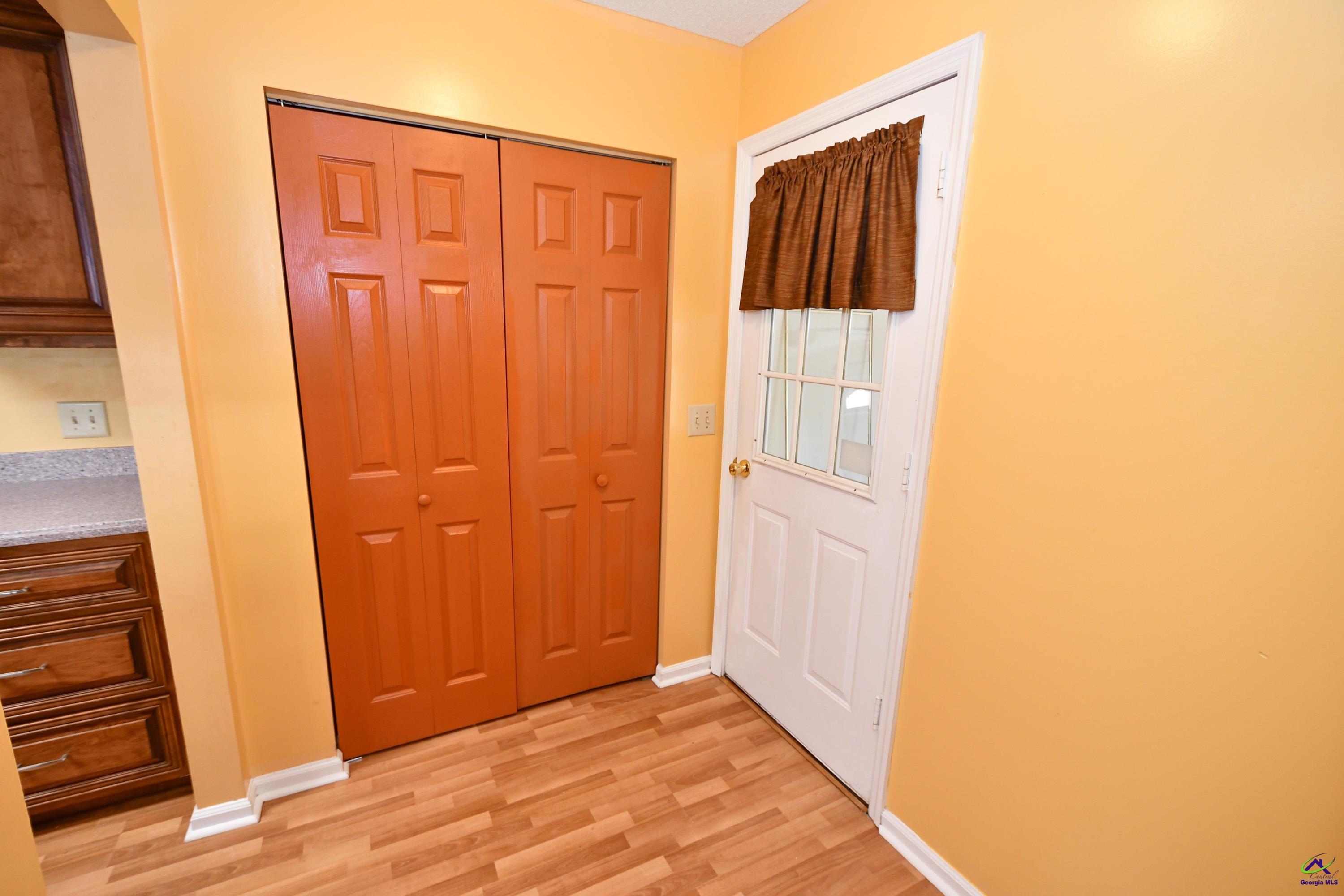226 Crestwood Circle