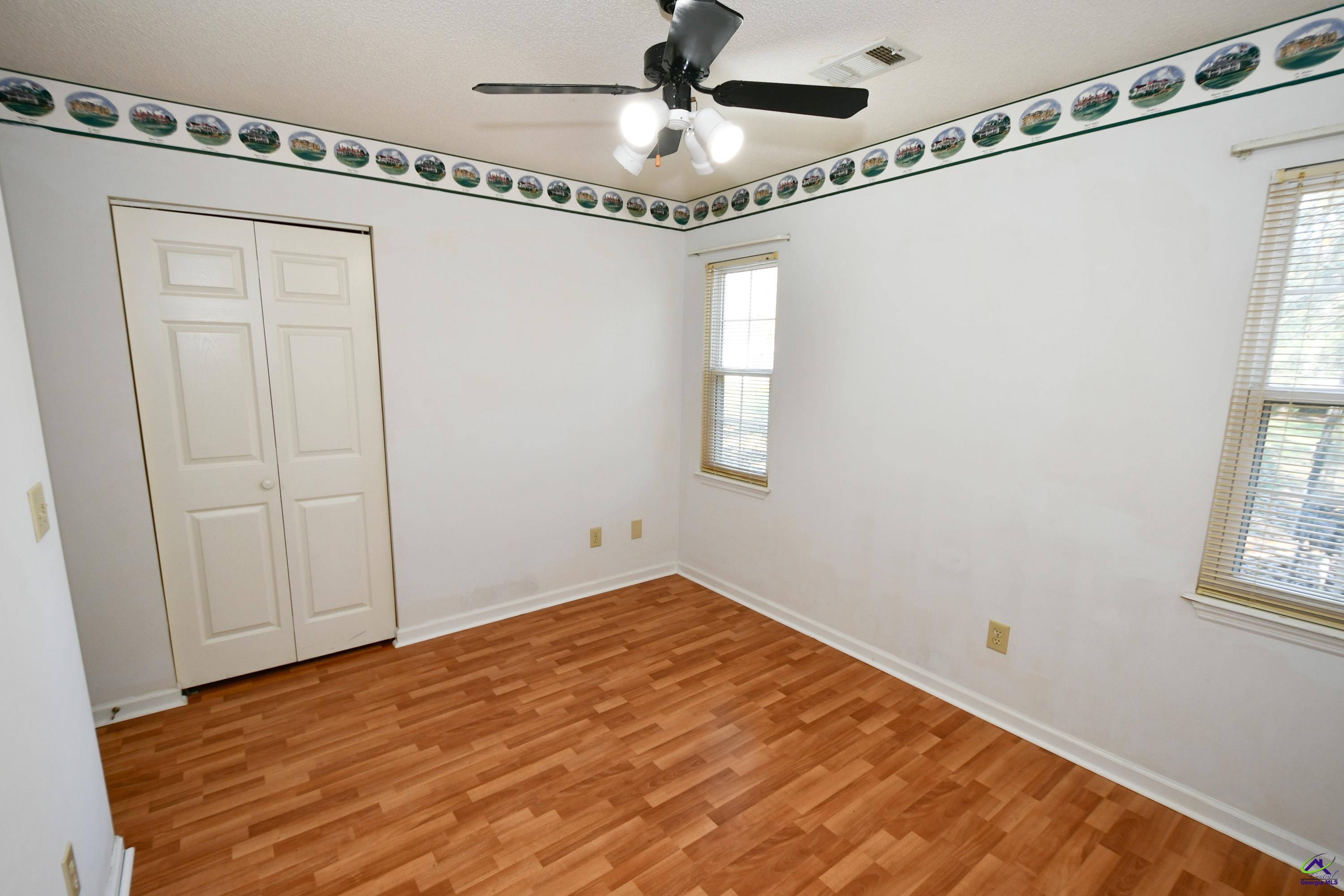 226 Crestwood Circle