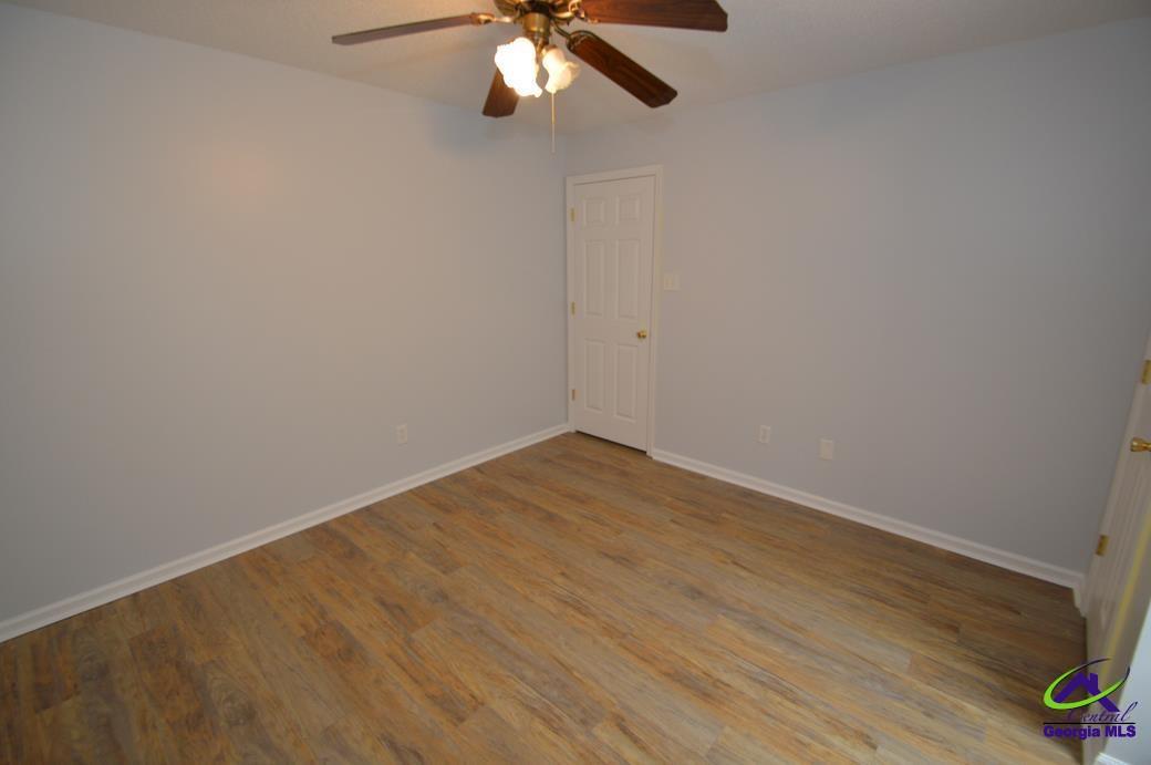 309 Northlake Drive