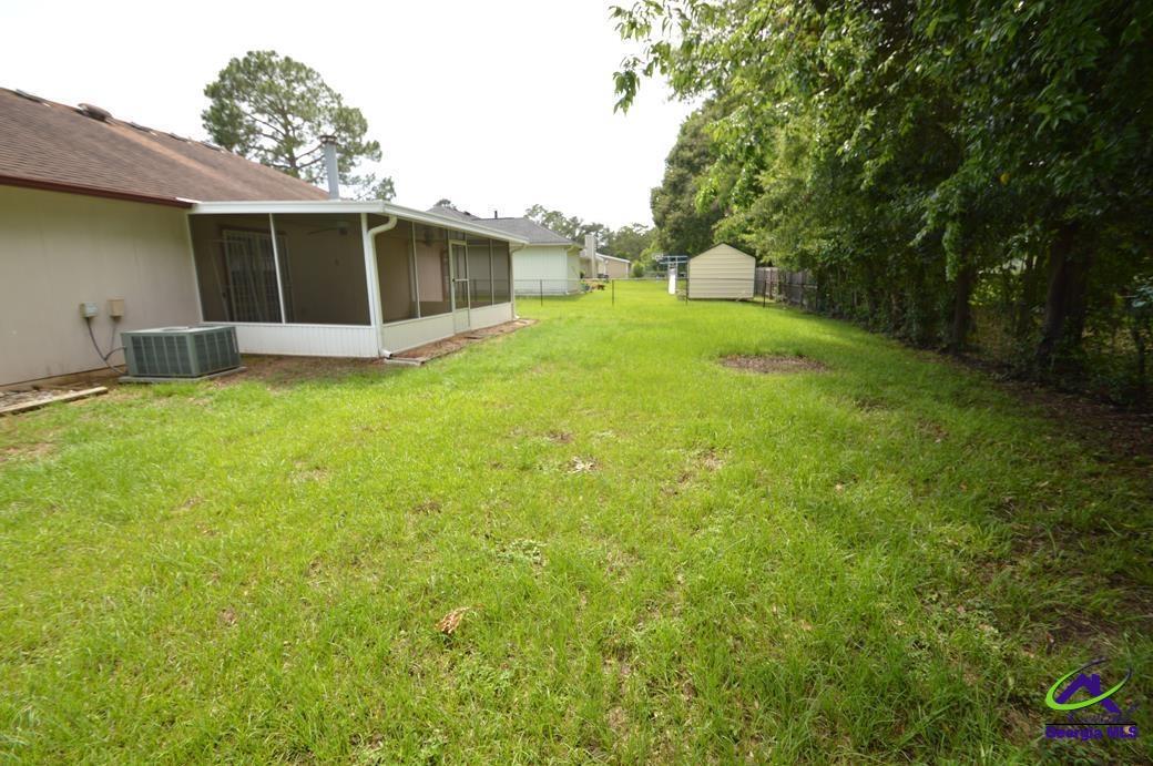 309 Northlake Drive