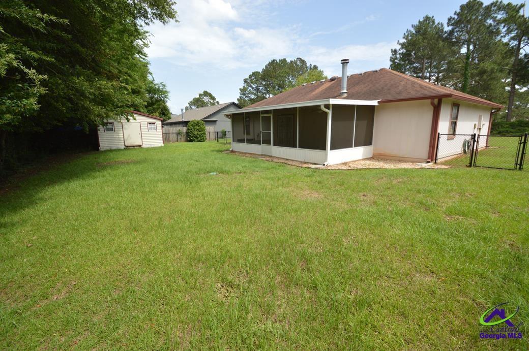 309 Northlake Drive