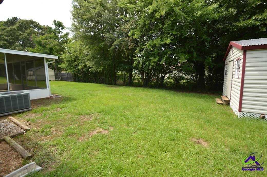 309 Northlake Drive