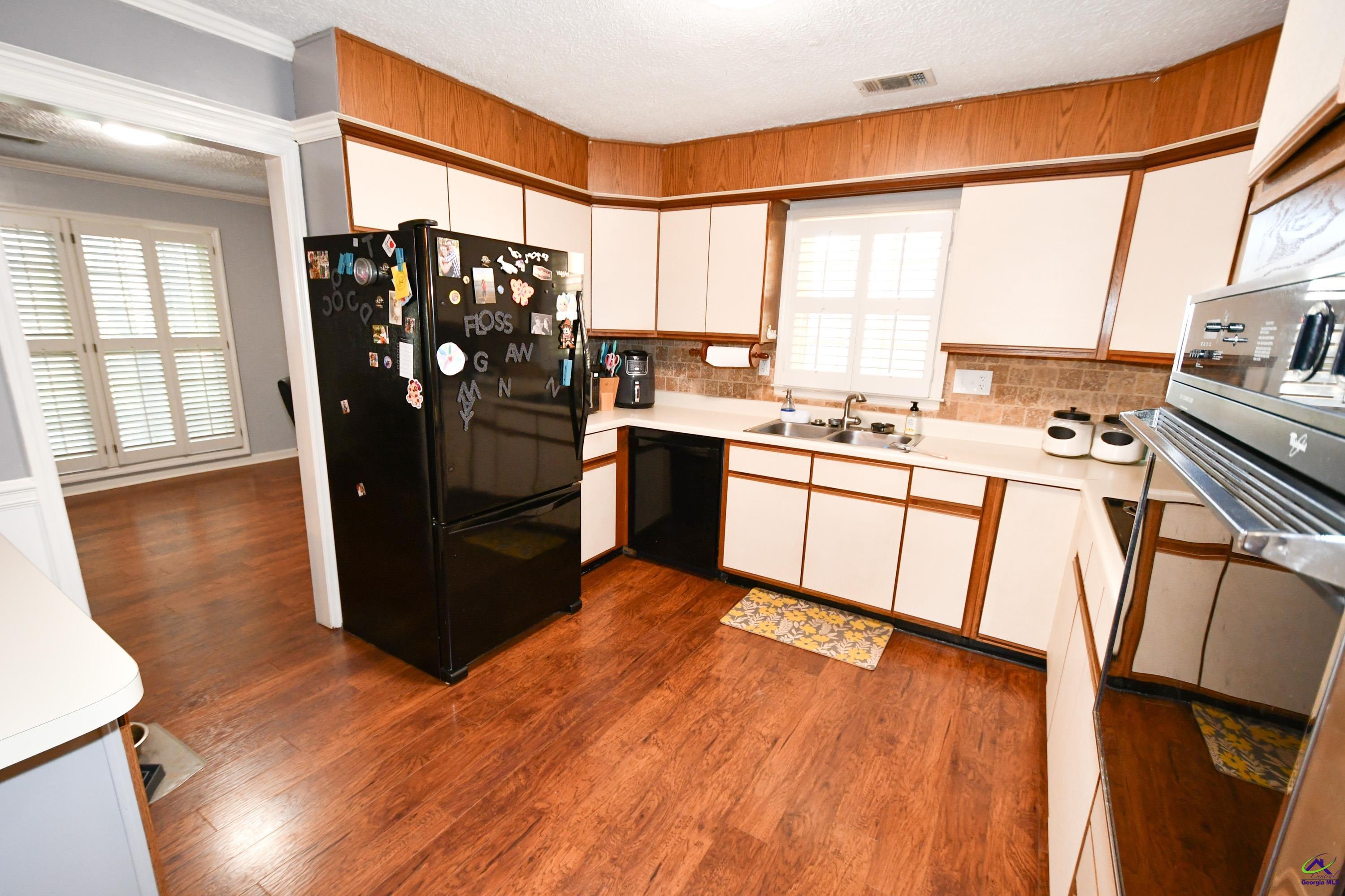 508 Forest Lake Drive