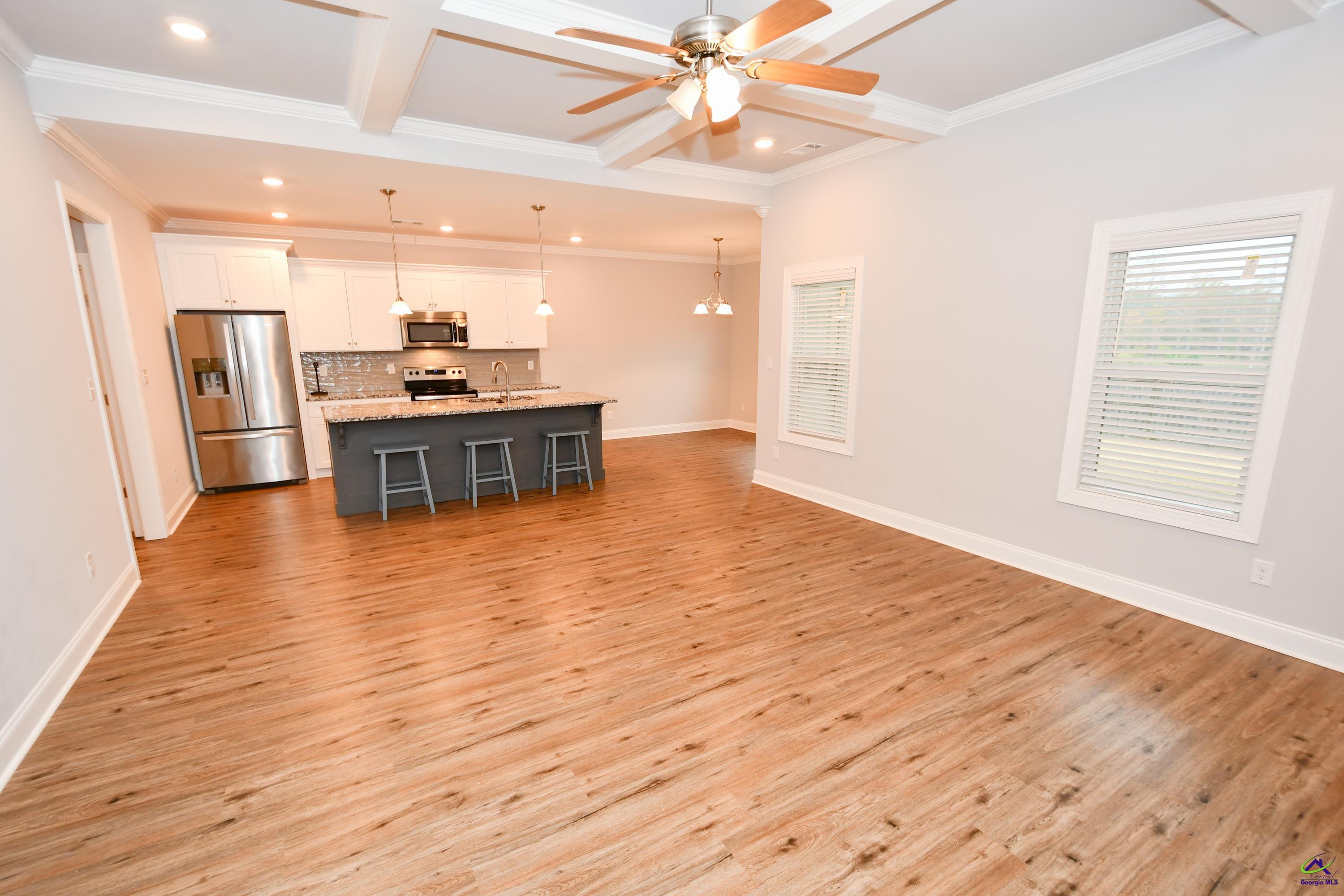 903 Adirondac Way