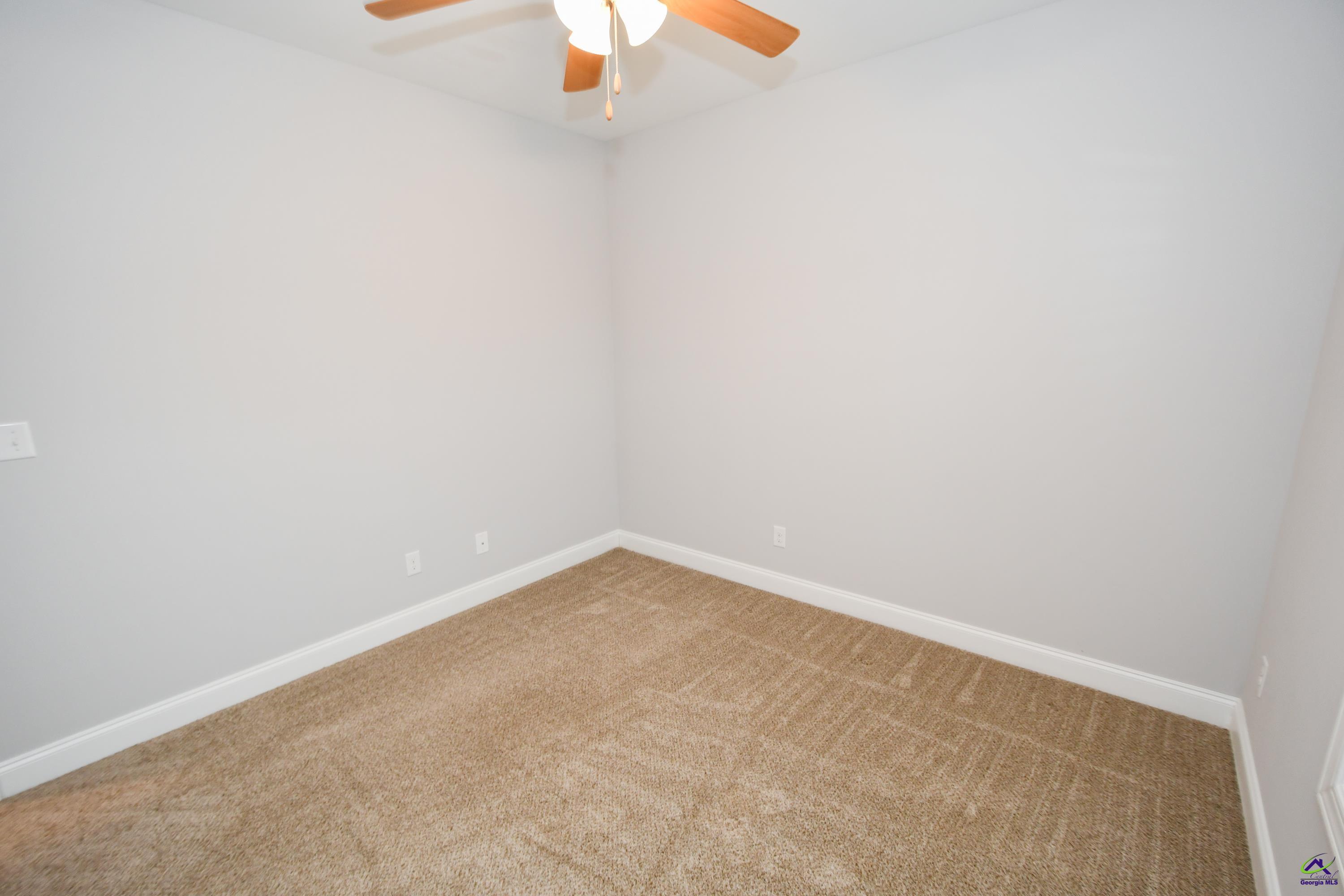 903 Adirondac Way