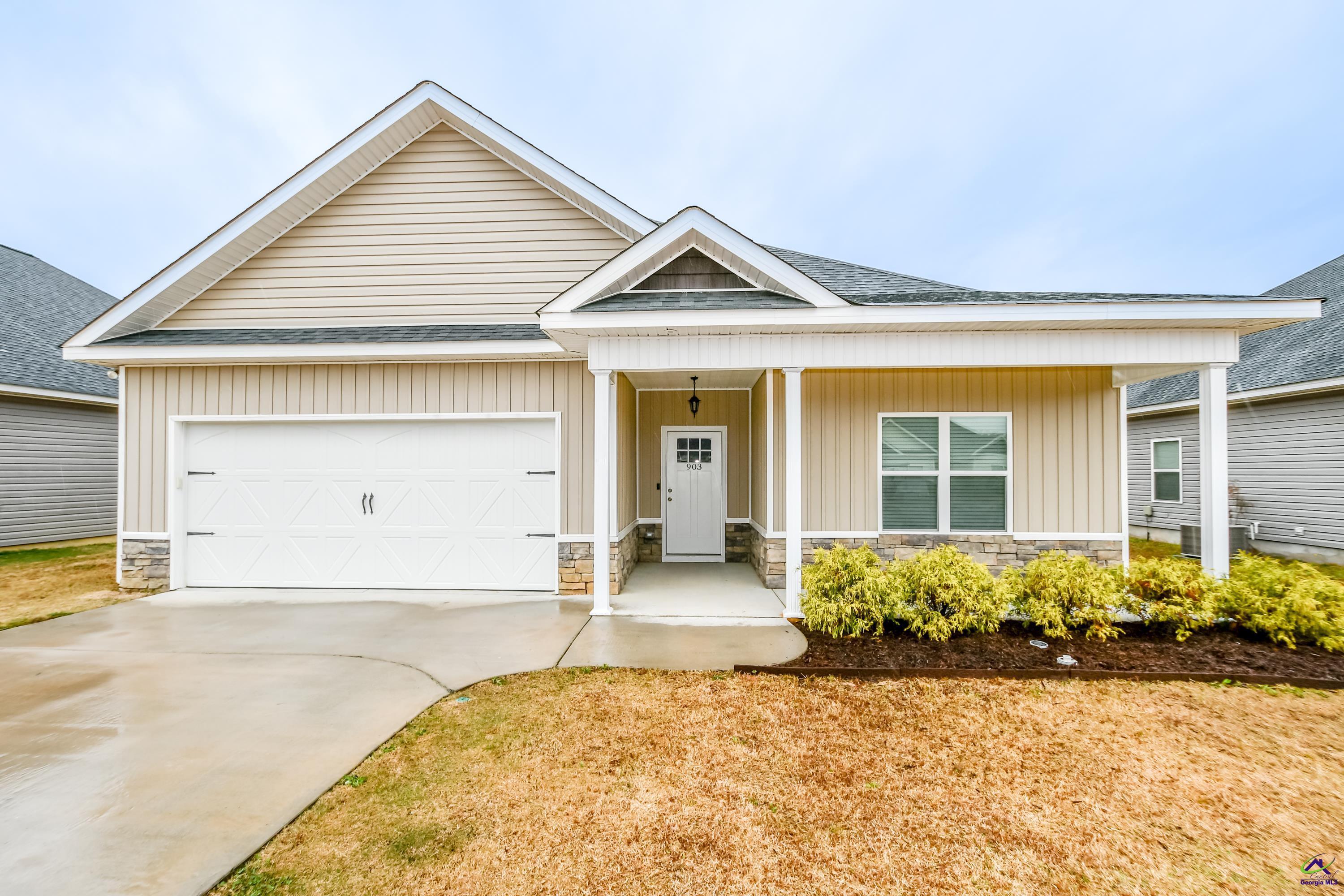903 Adirondac Way