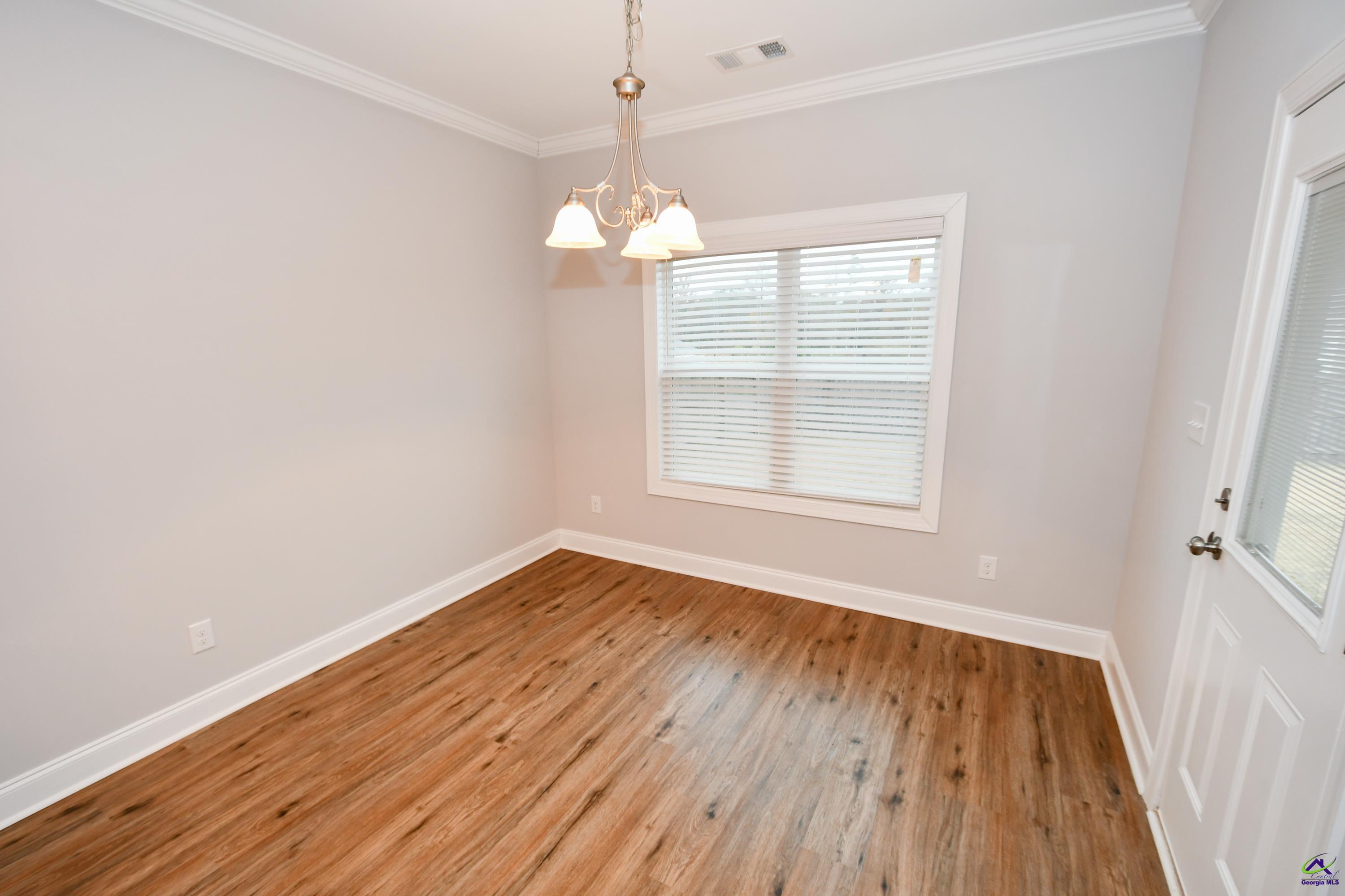 903 Adirondac Way