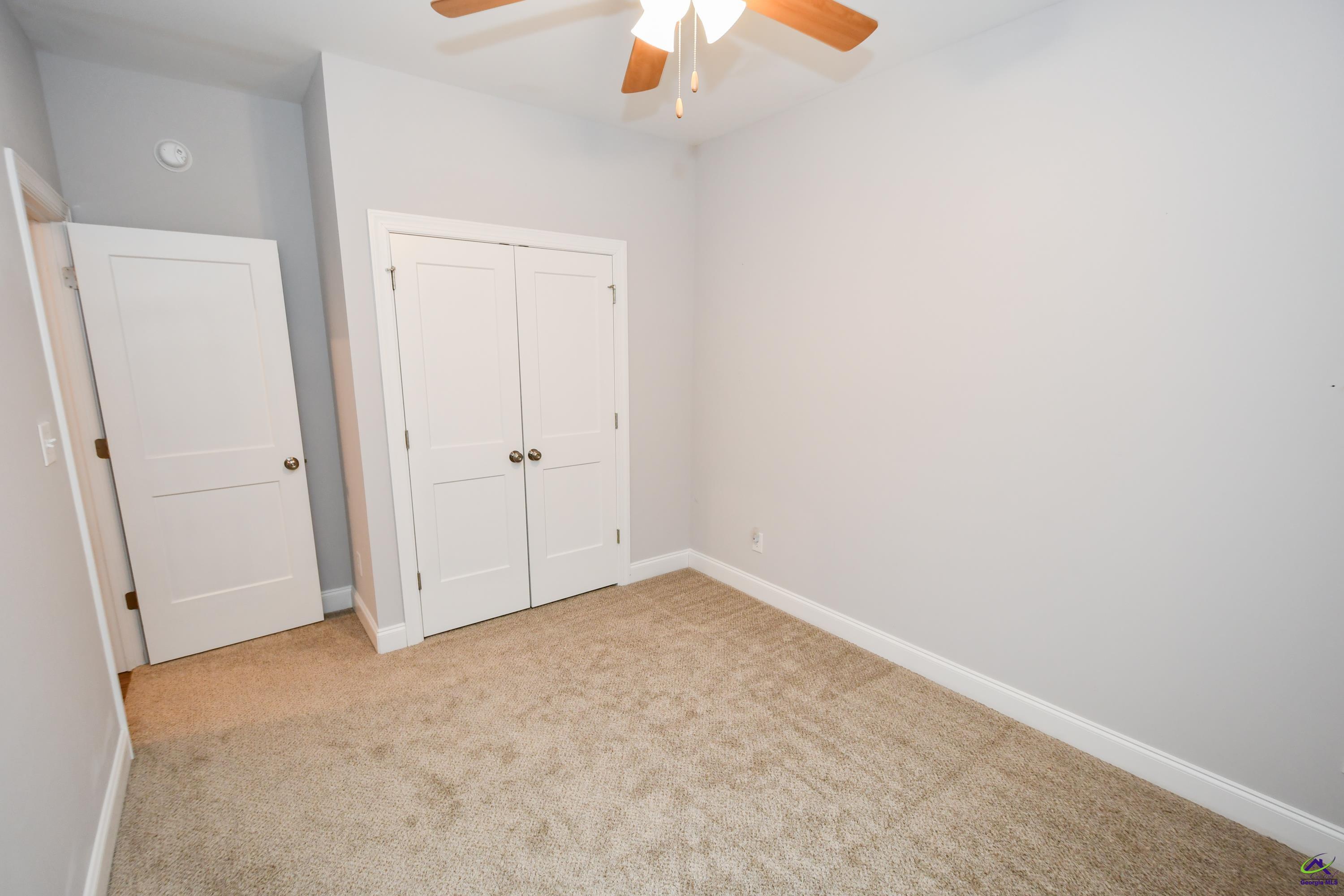 903 Adirondac Way