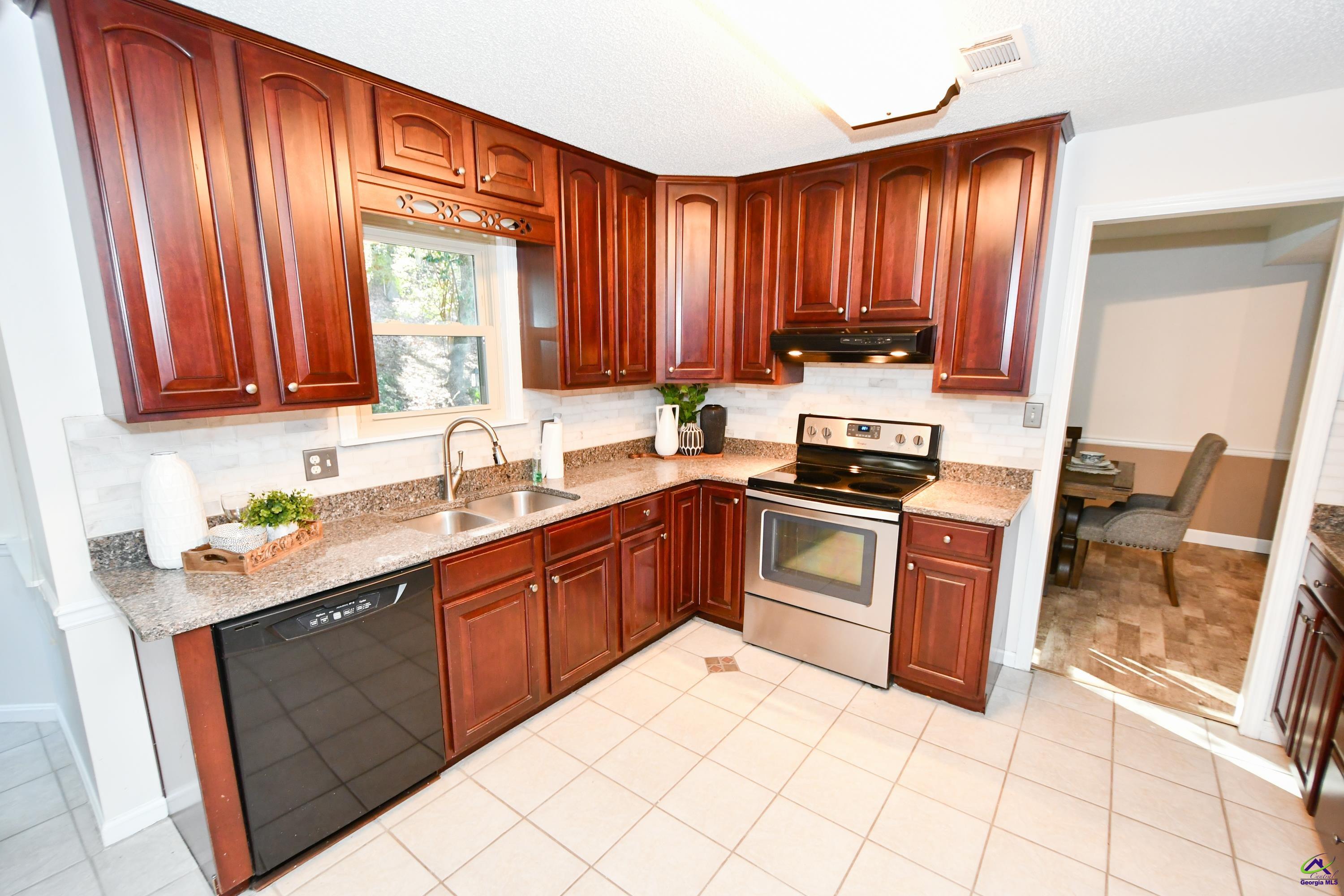 216 Shenandoah Trail