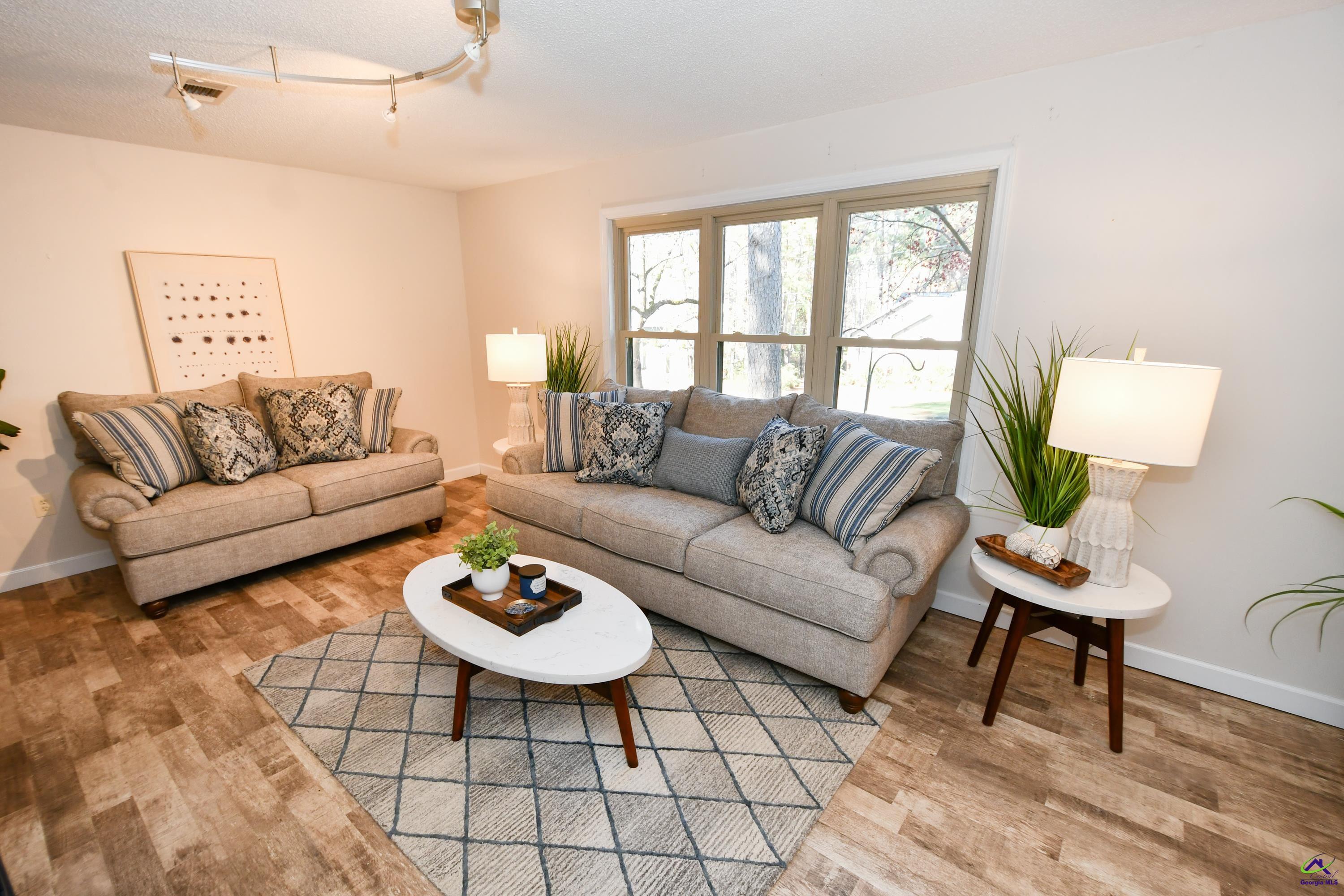 216 Shenandoah Trail