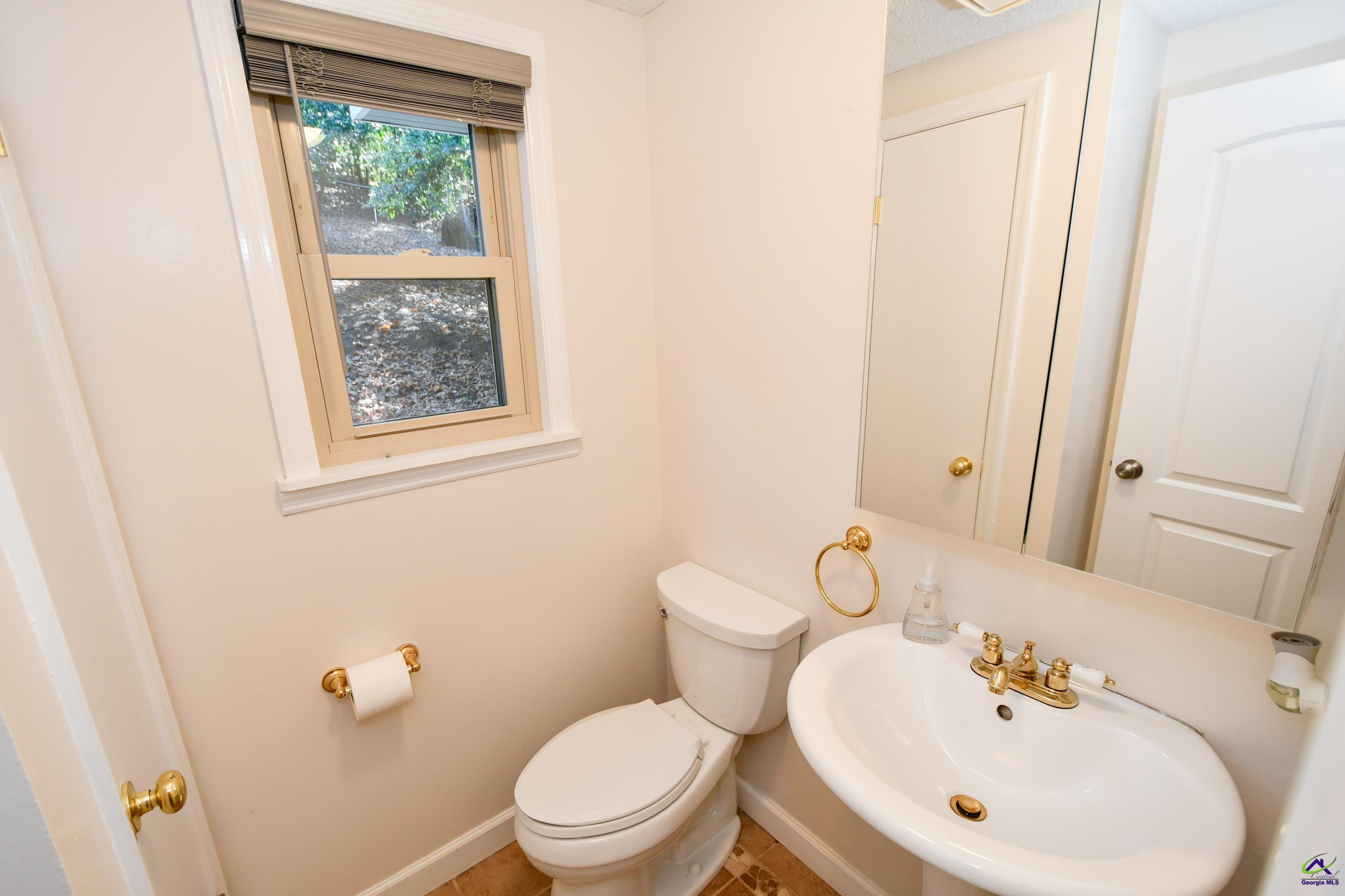 216 Shenandoah Trail