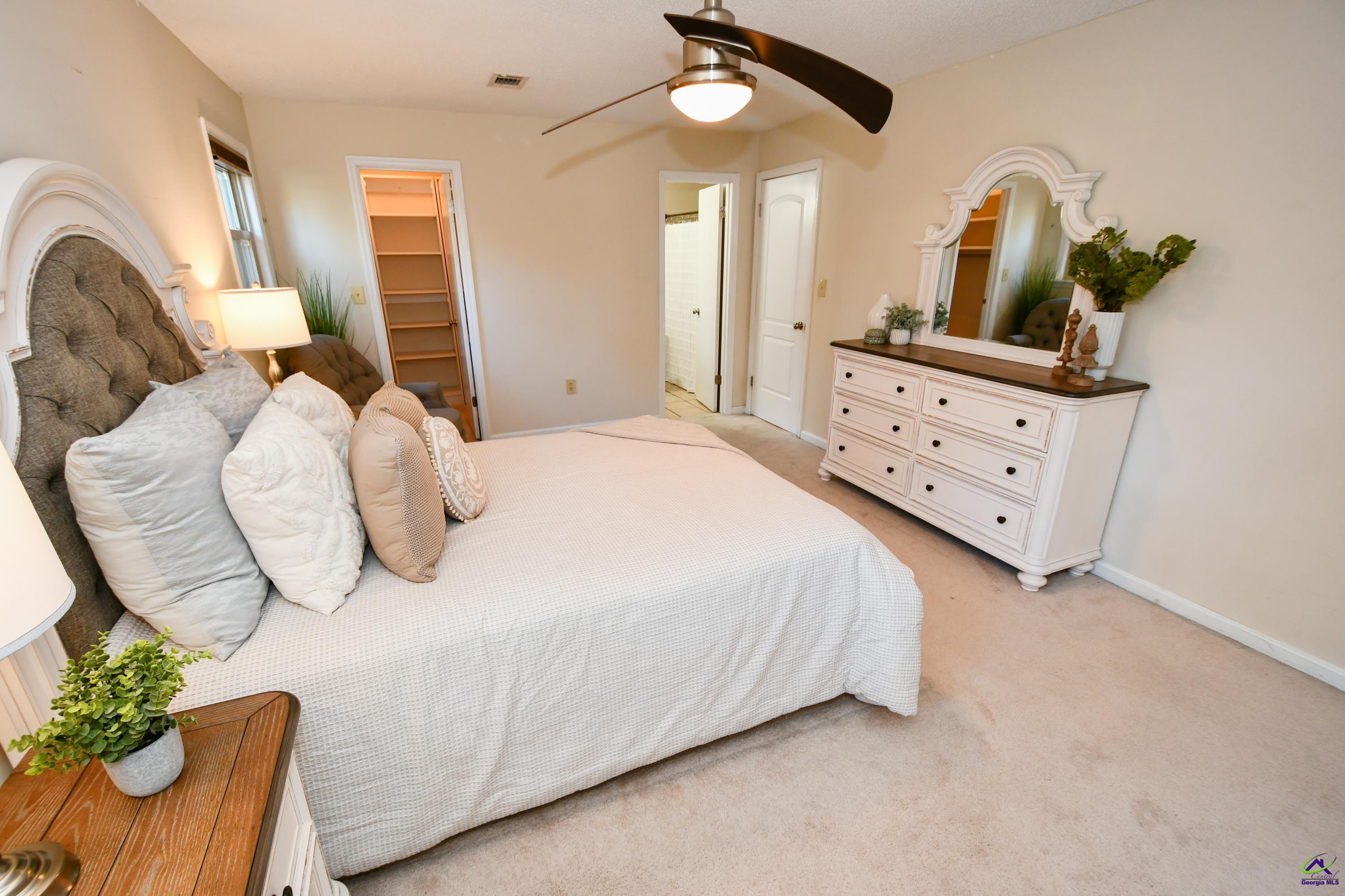 216 Shenandoah Trail