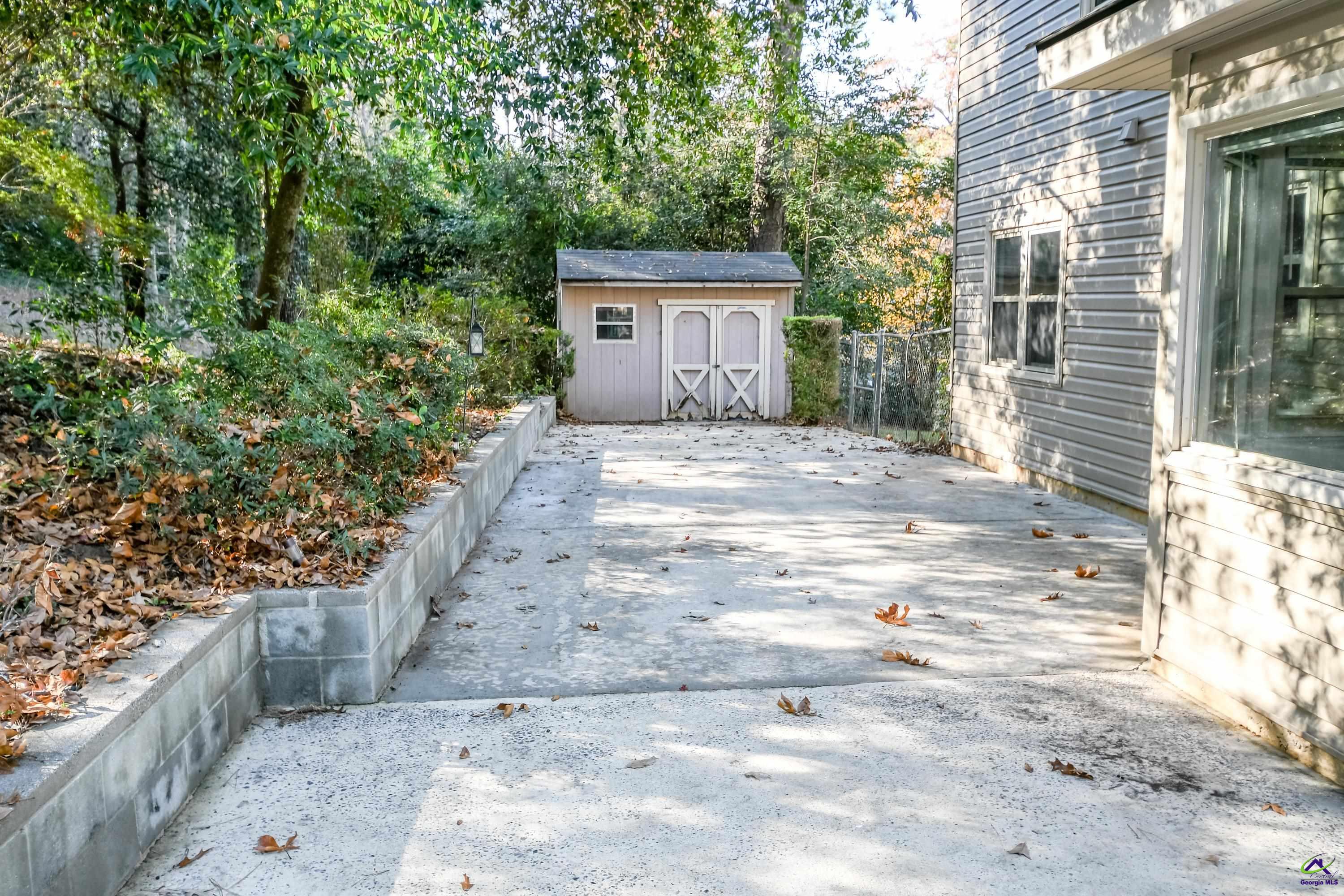 216 Shenandoah Trail
