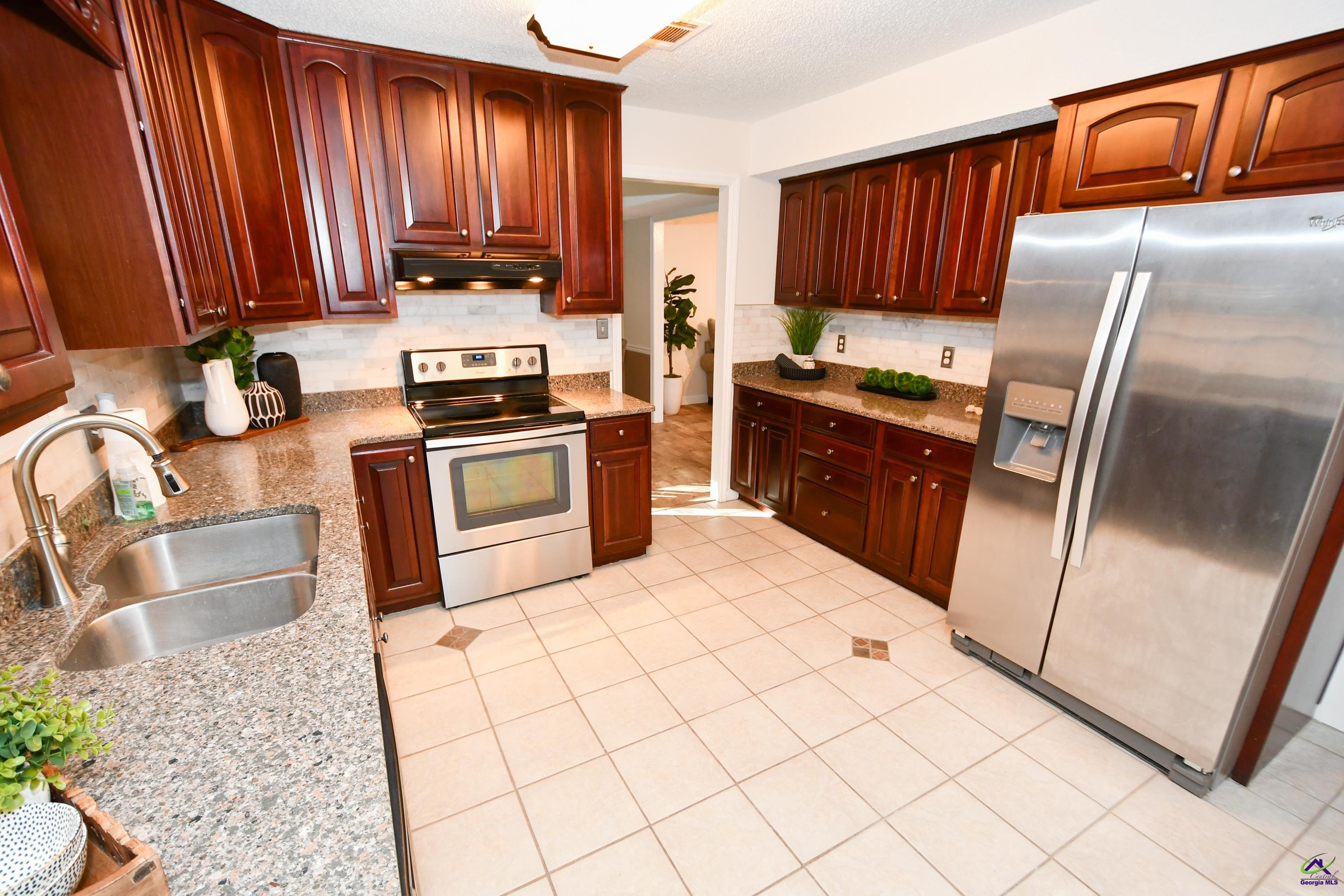 216 Shenandoah Trail