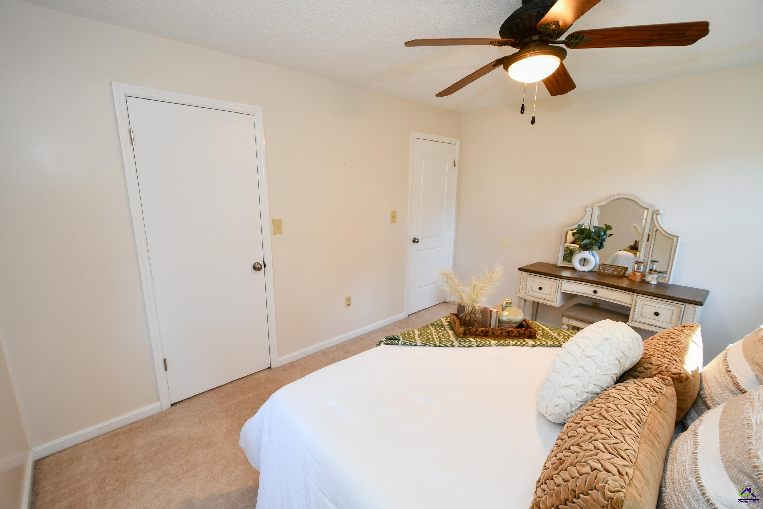 216 Shenandoah Trail
