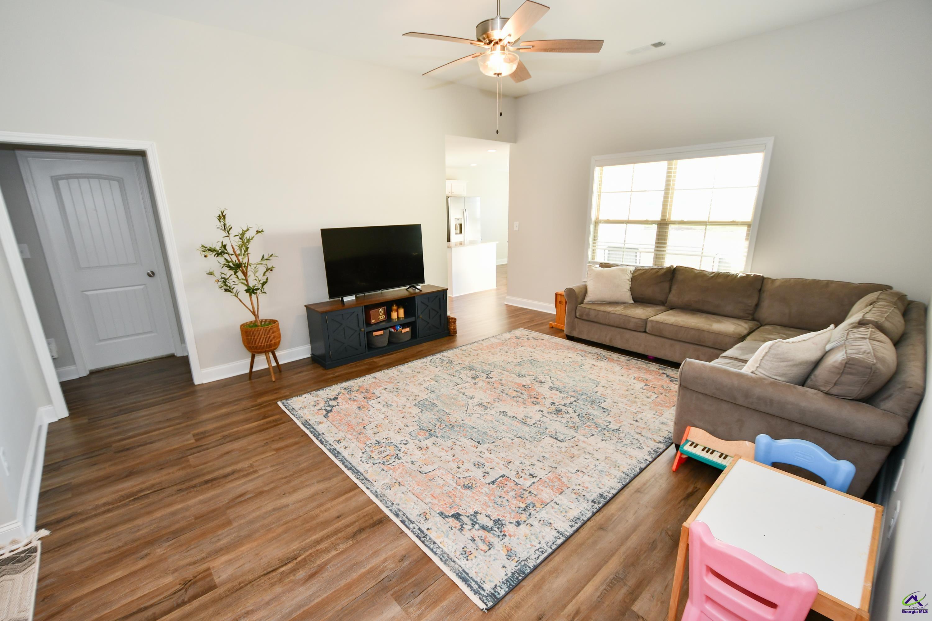 810 Daisy Drive