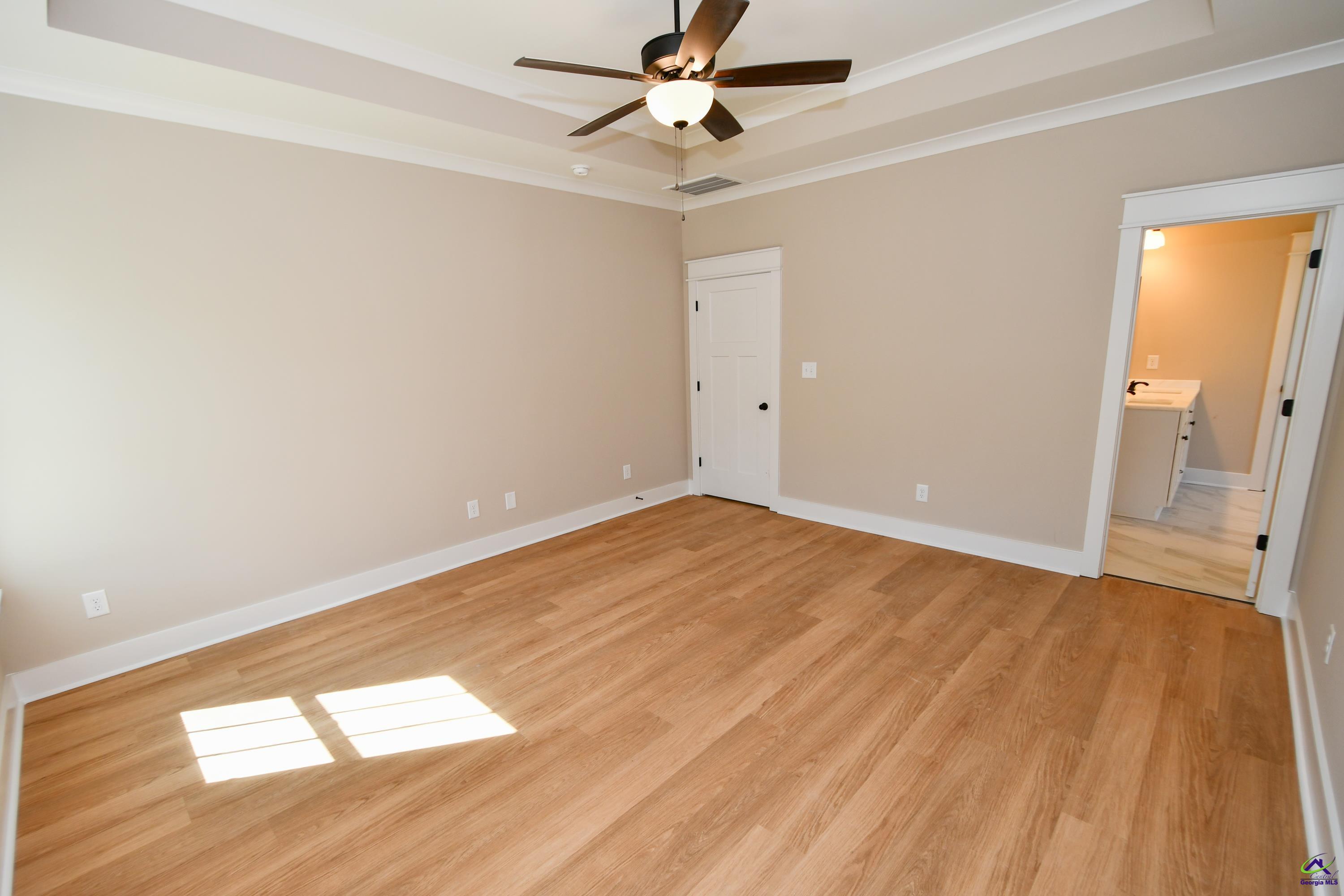 225 Willowbrook Lane