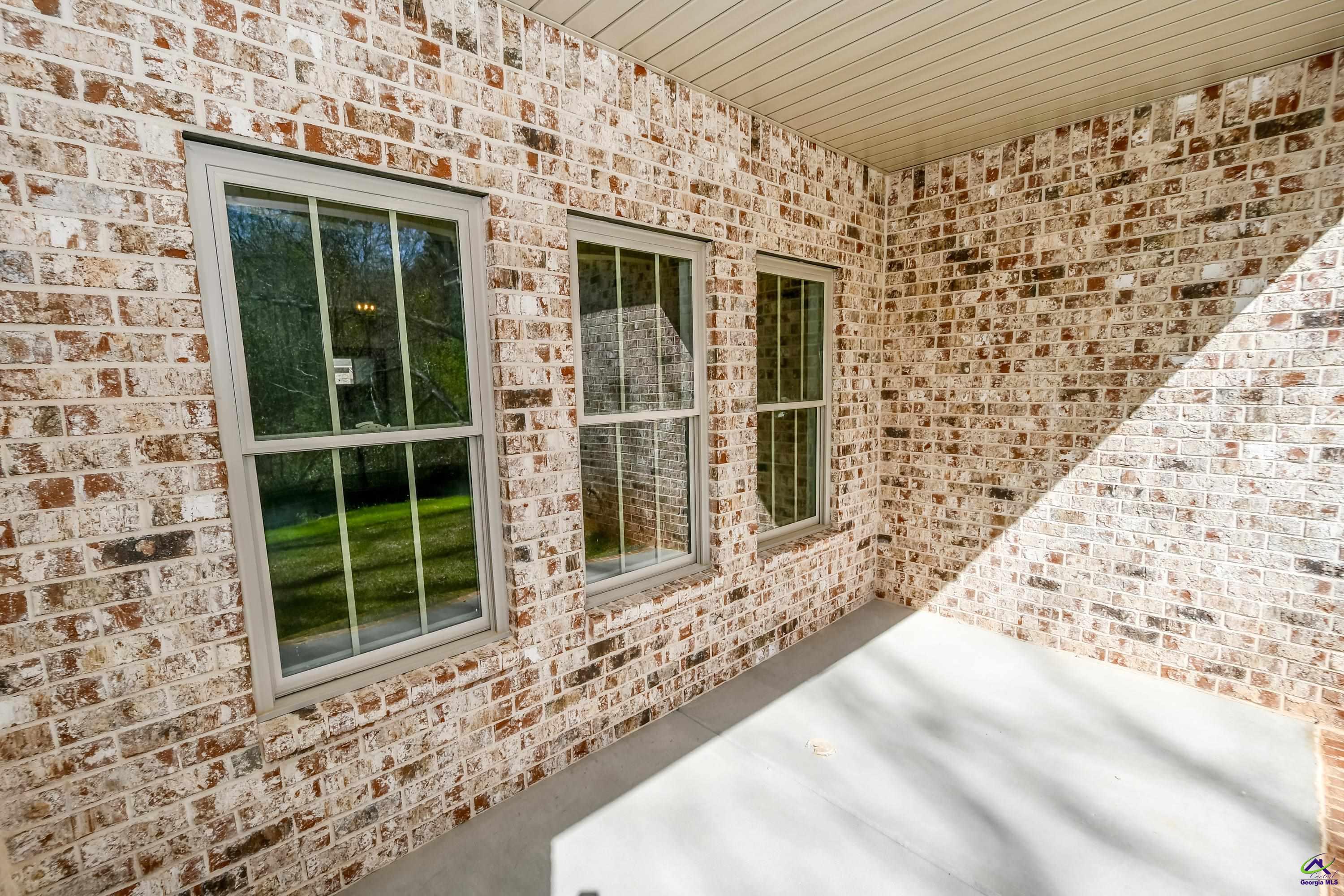 225 Willowbrook Lane