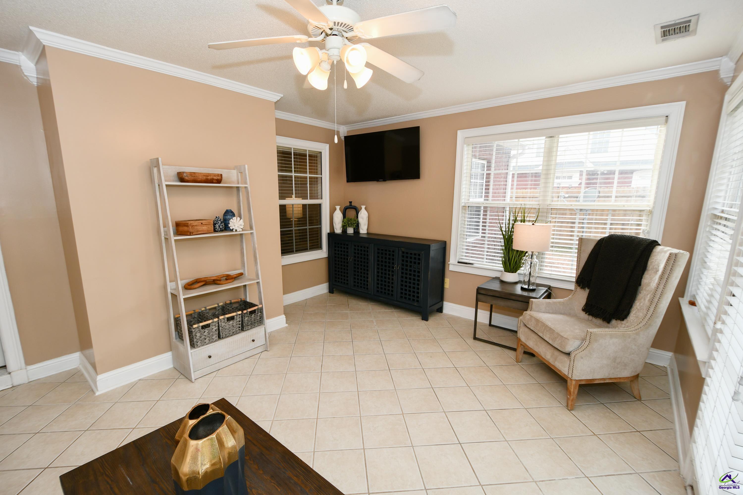 106 Estates Way
