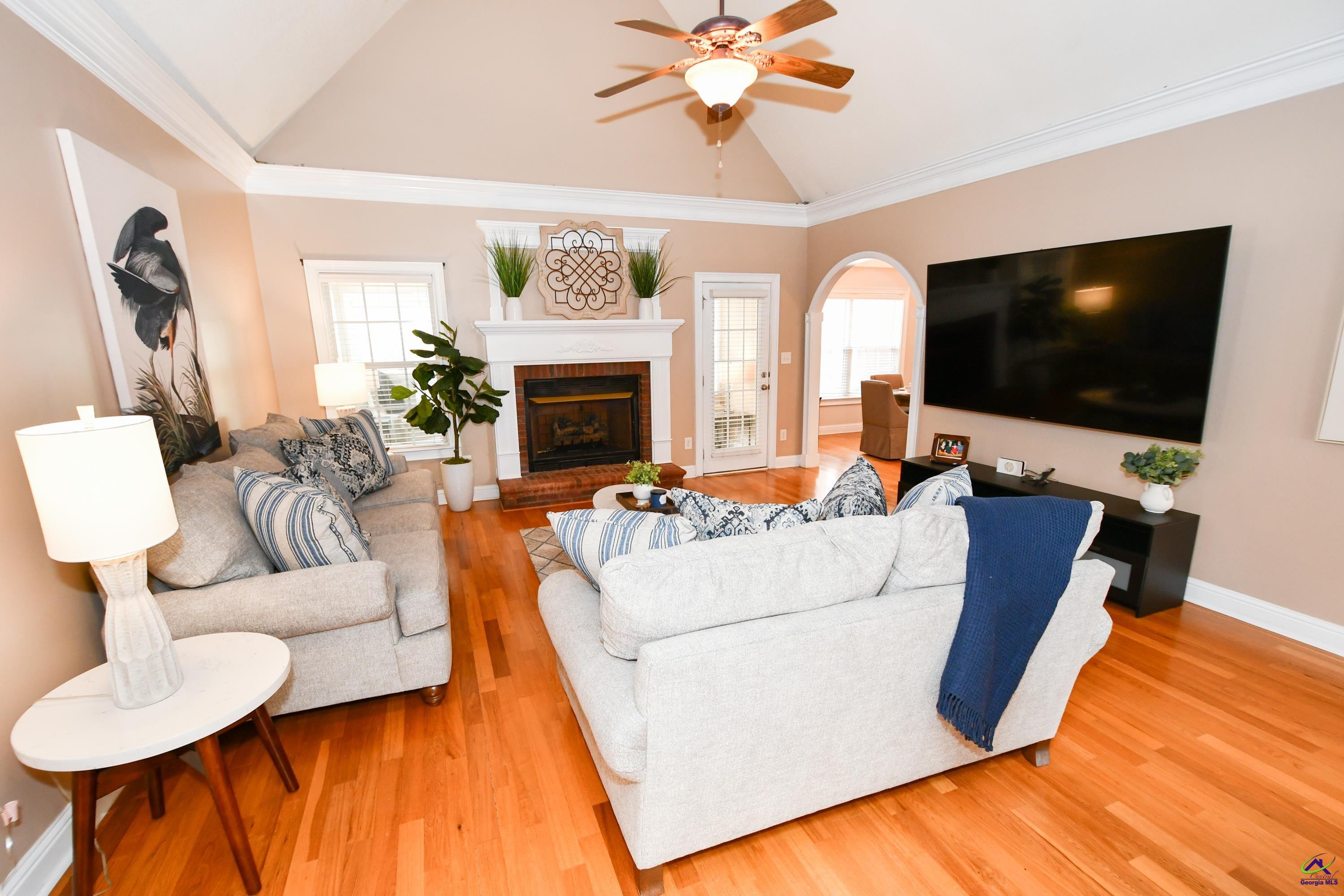 106 Estates Way