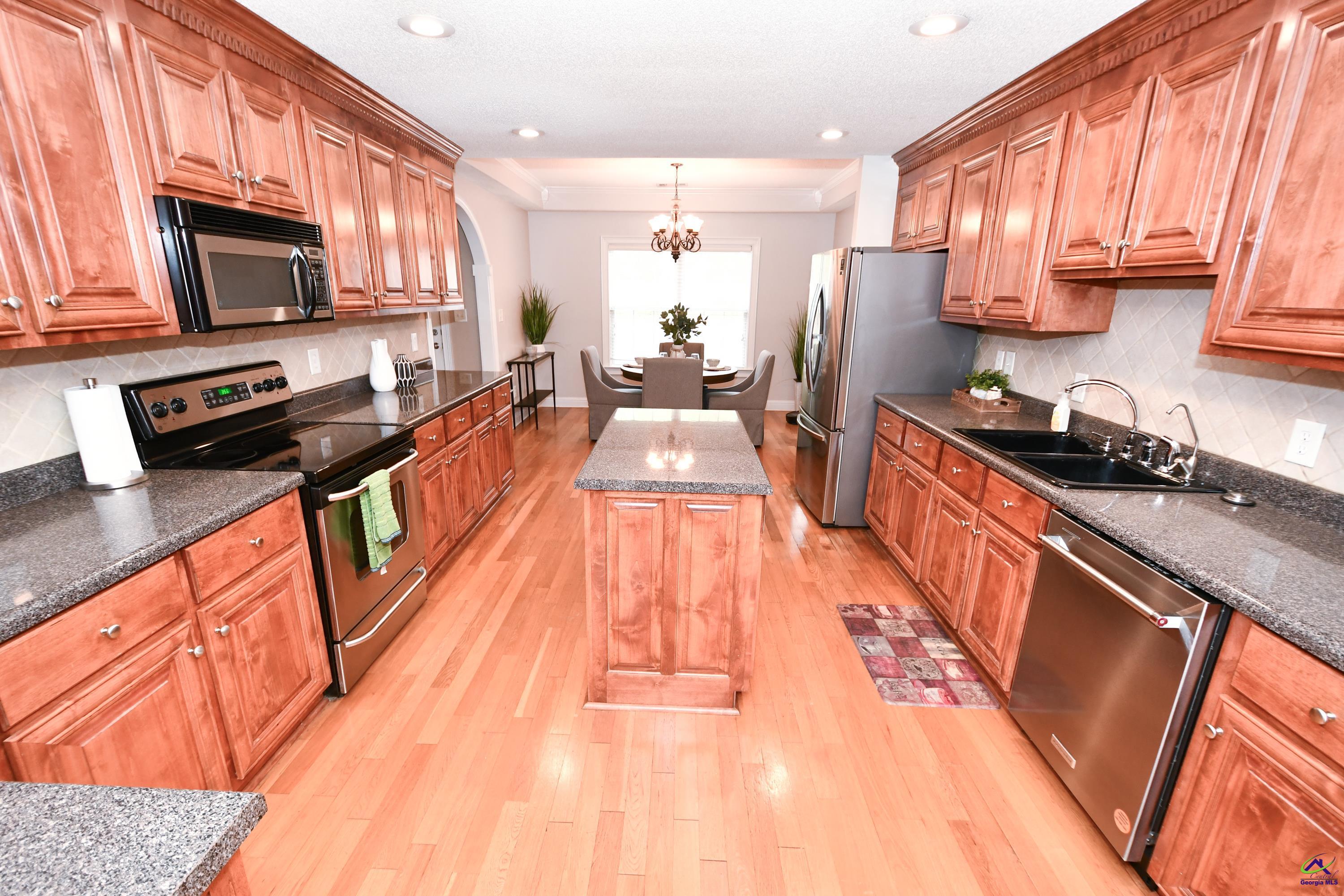 106 Estates Way