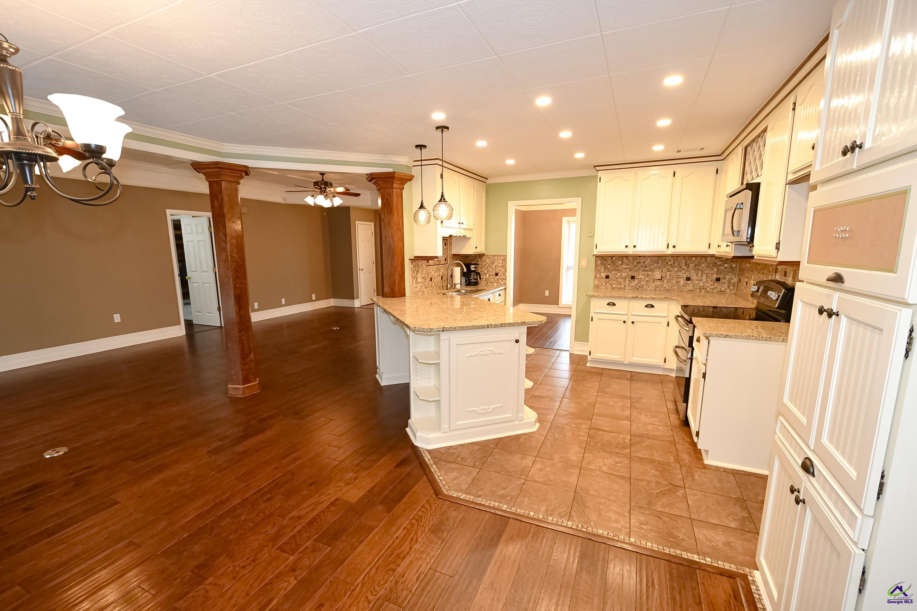 124 Sheffield Way