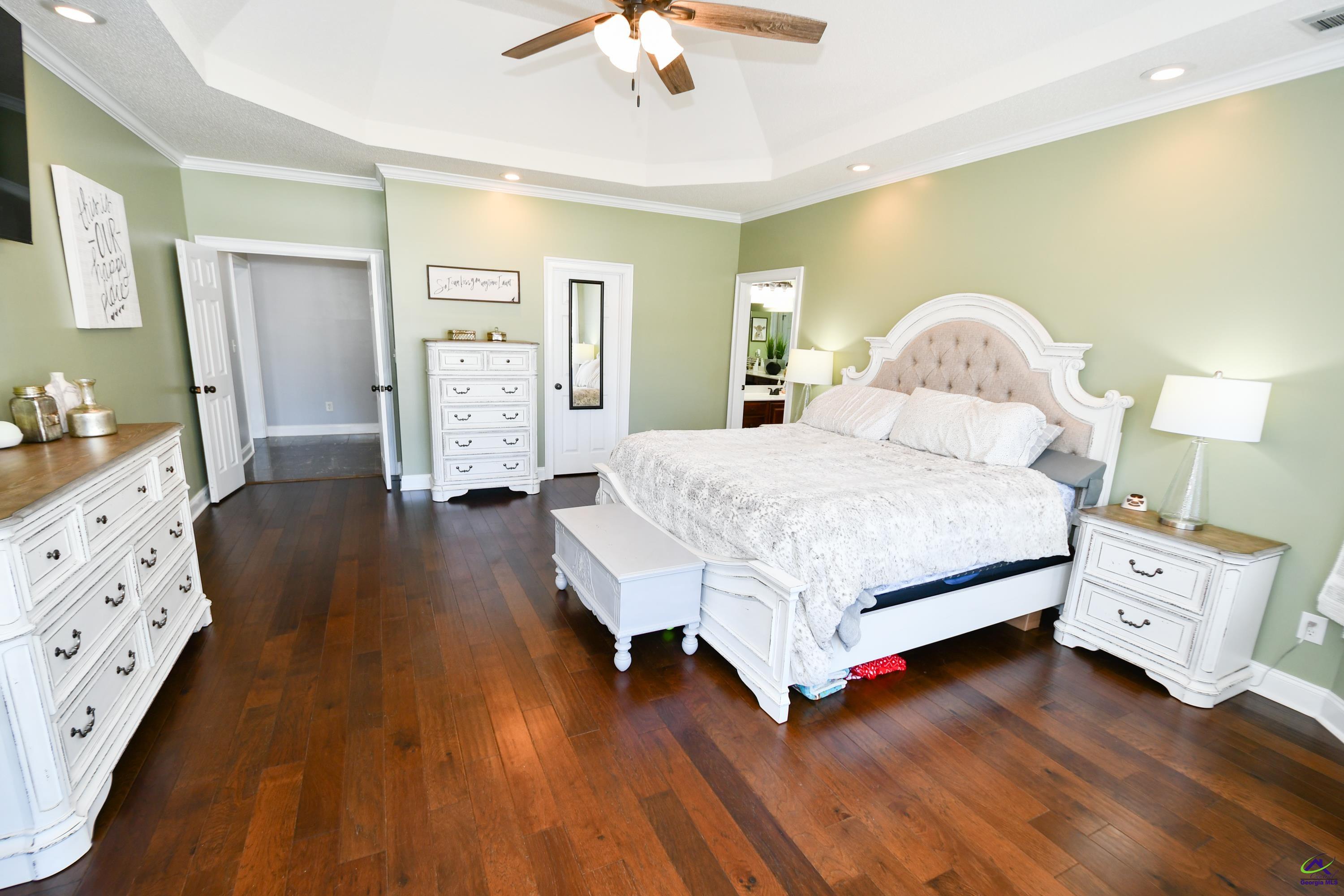 4 Willow Lake Drive