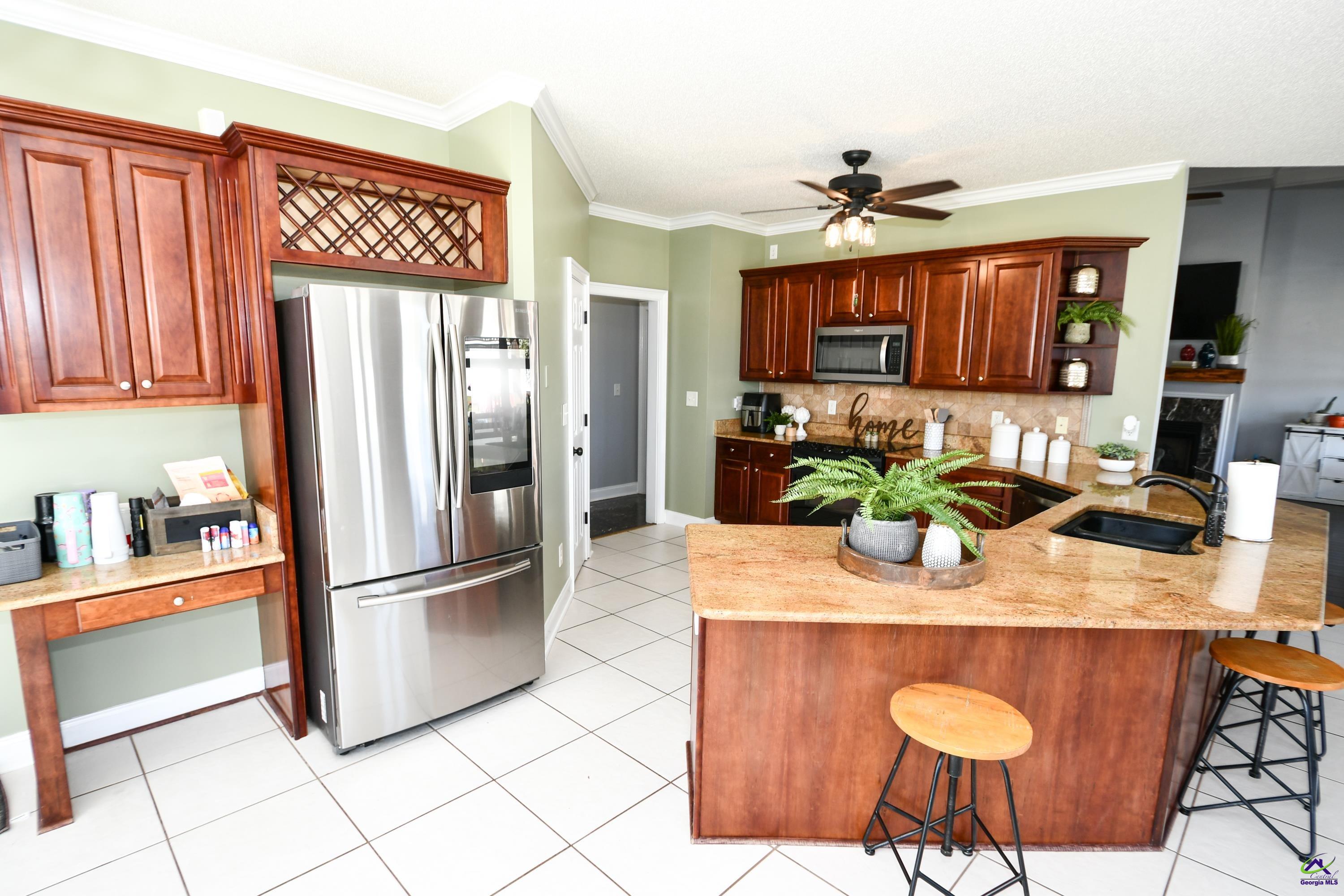 4 Willow Lake Drive