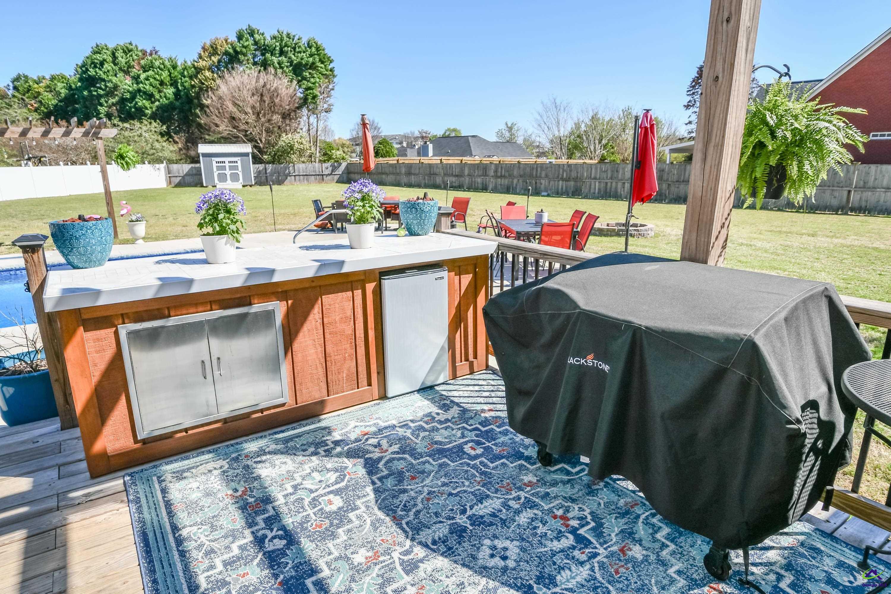 4 Willow Lake Drive