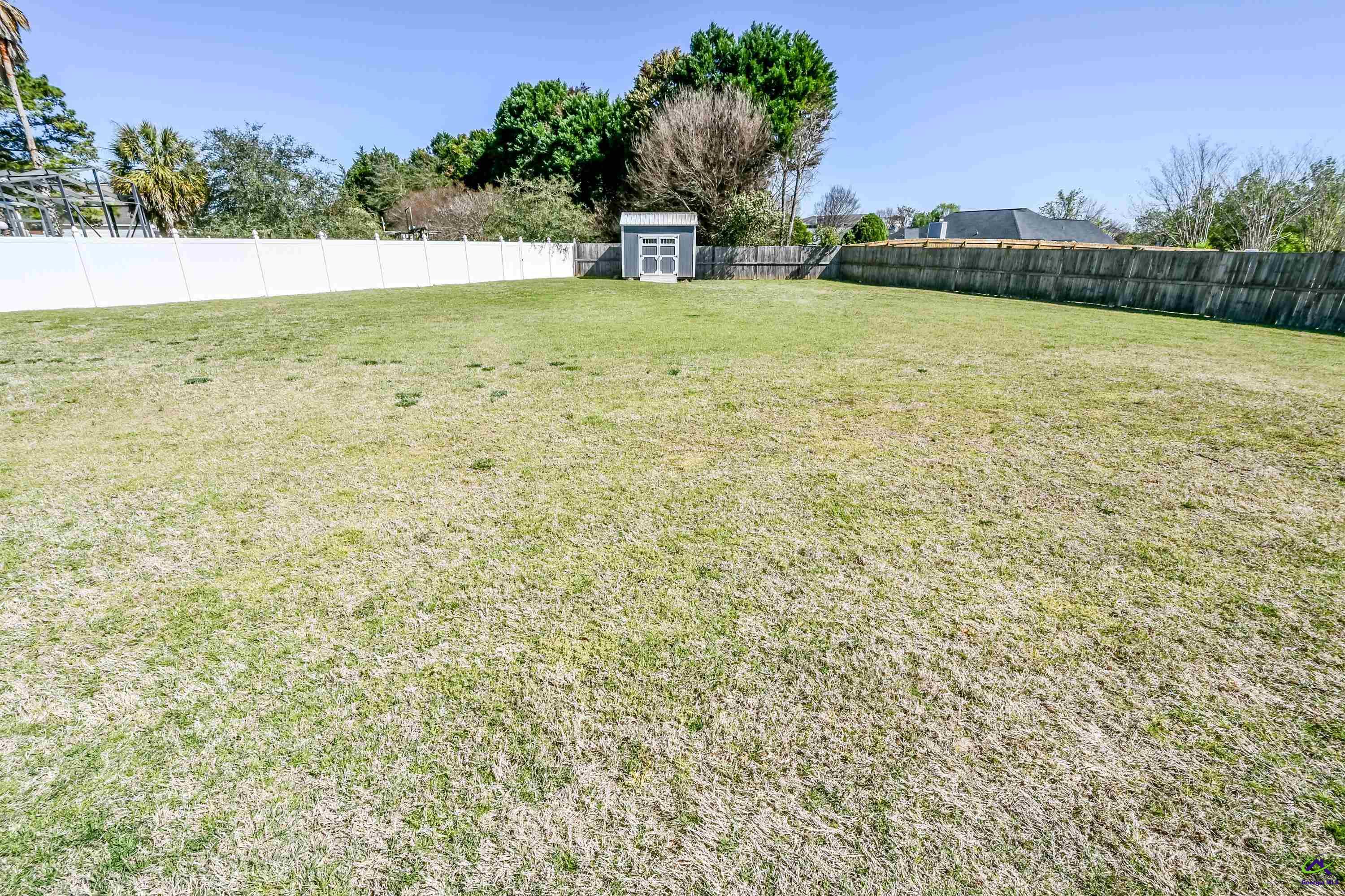 4 Willow Lake Drive