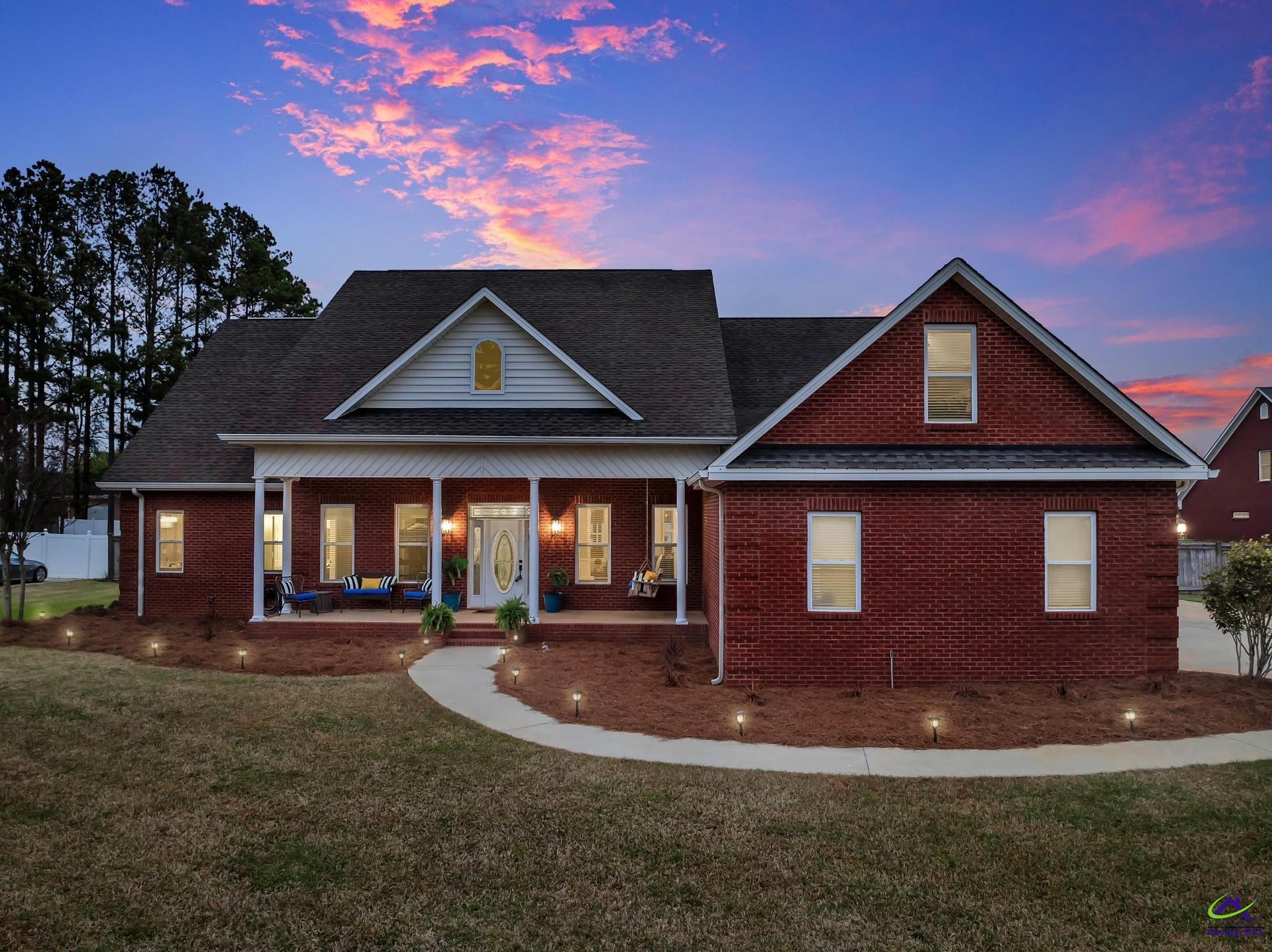 4 Willow Lake Drive