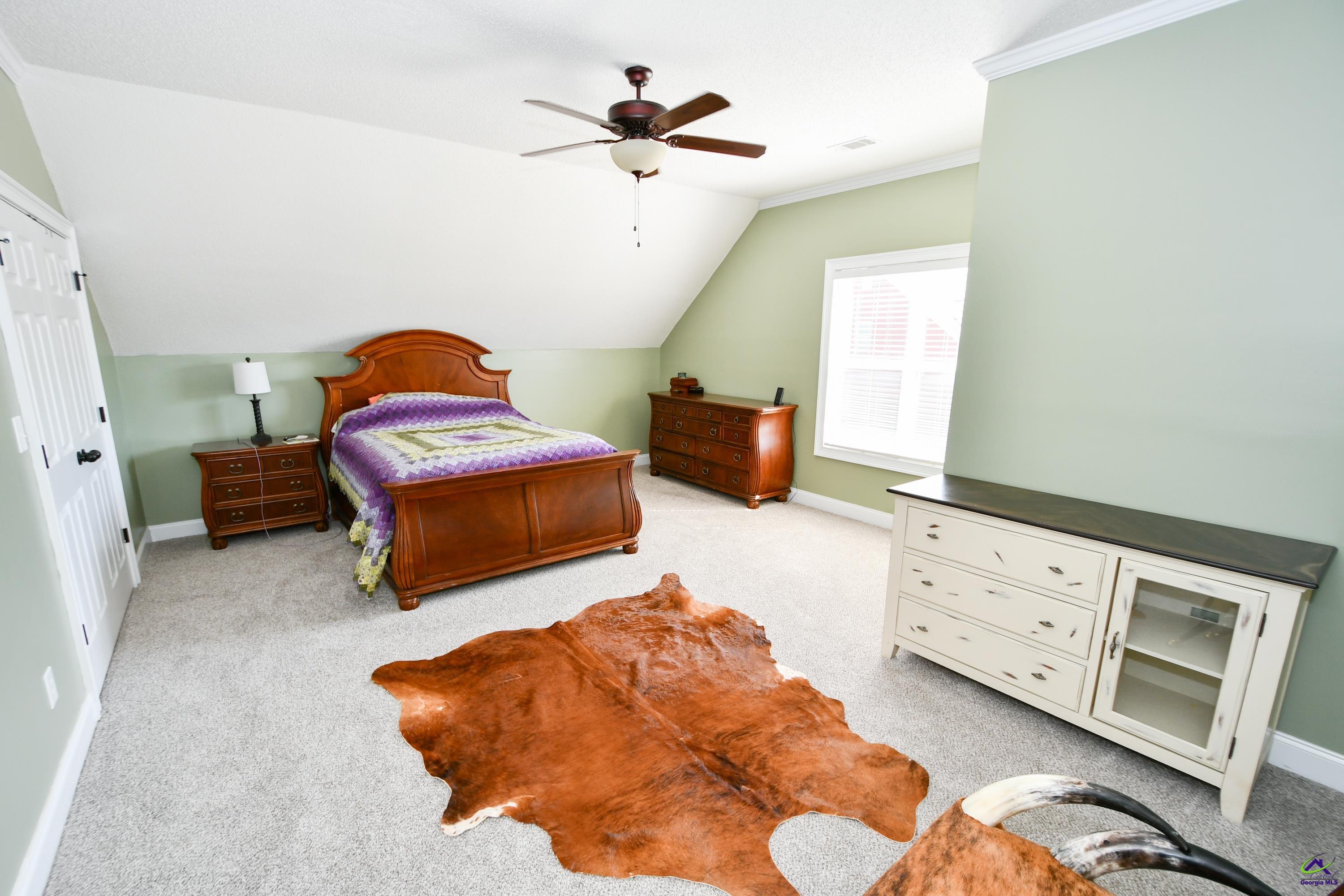4 Willow Lake Drive