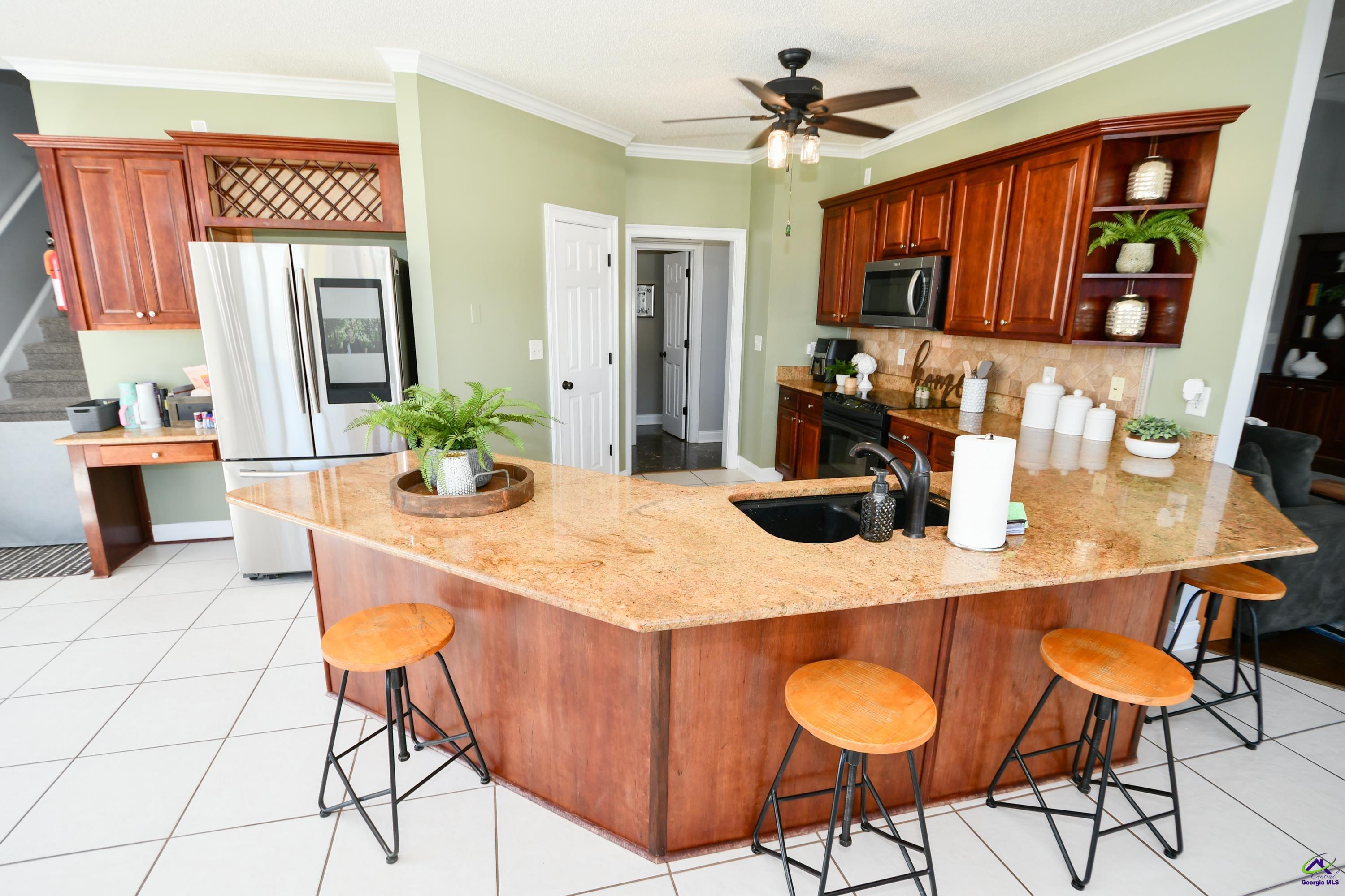 4 Willow Lake Drive