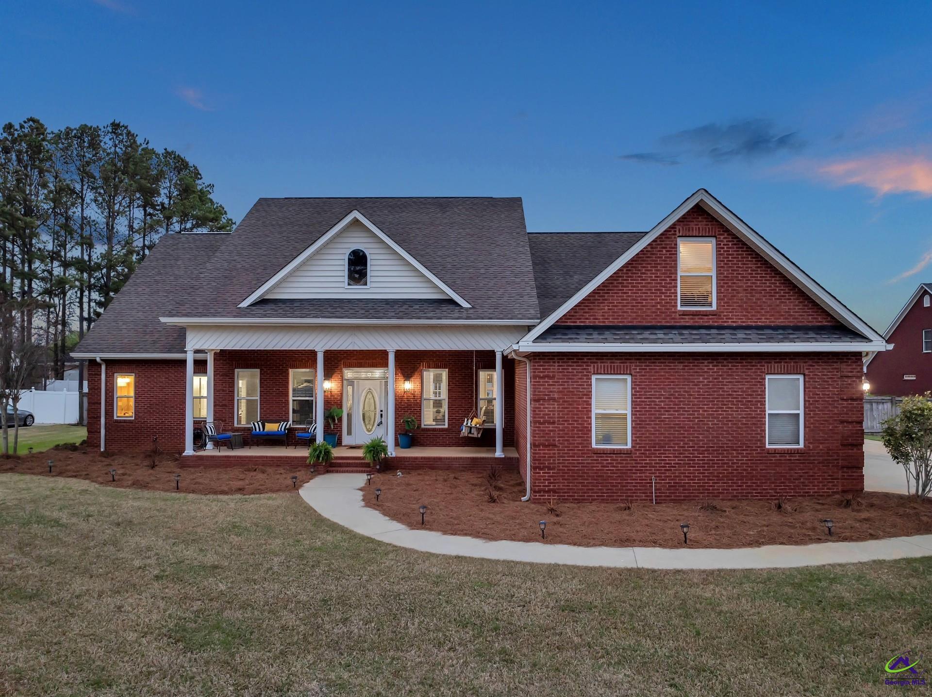 4 Willow Lake Drive