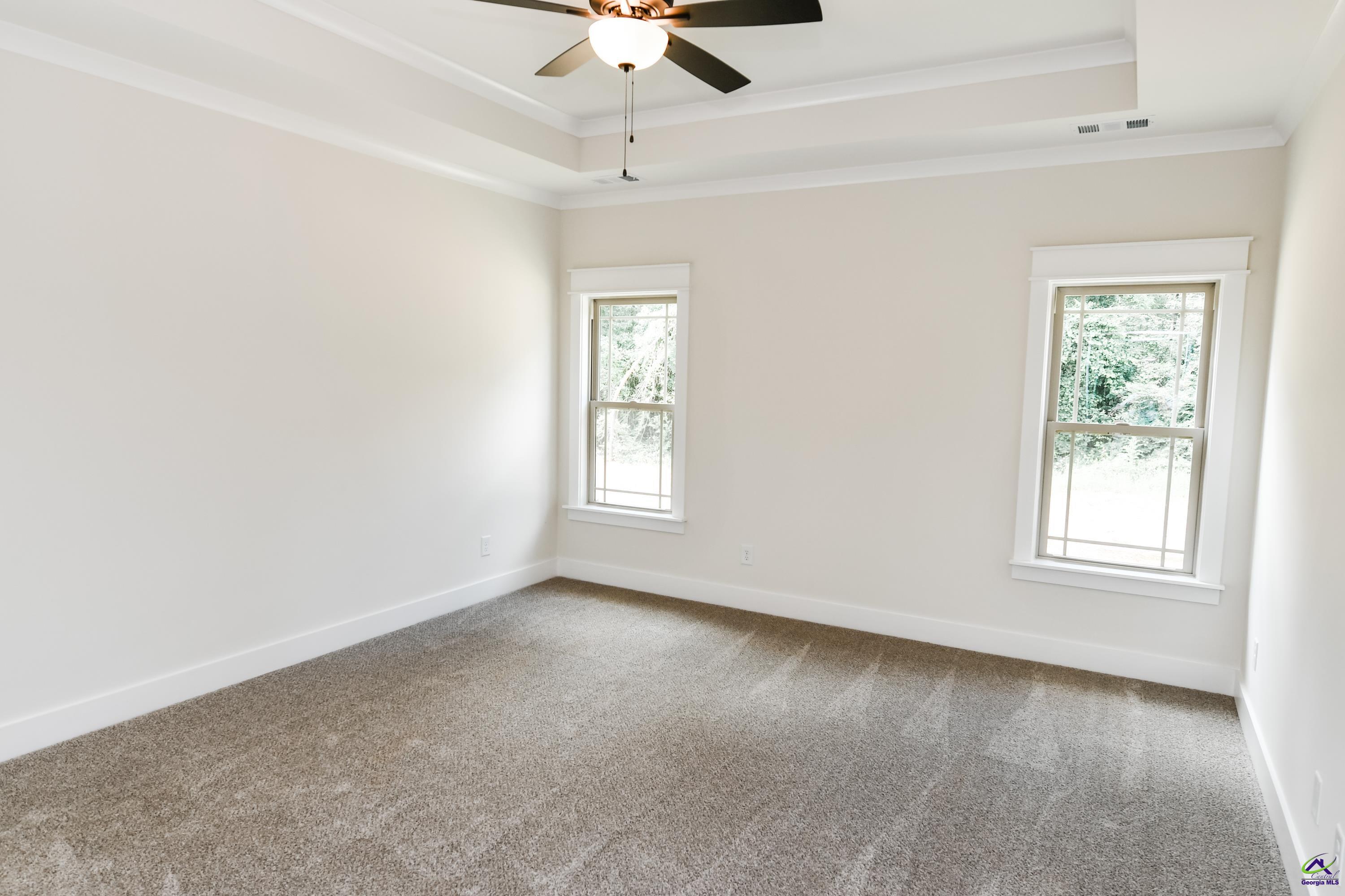 211 Willowbrook Lane