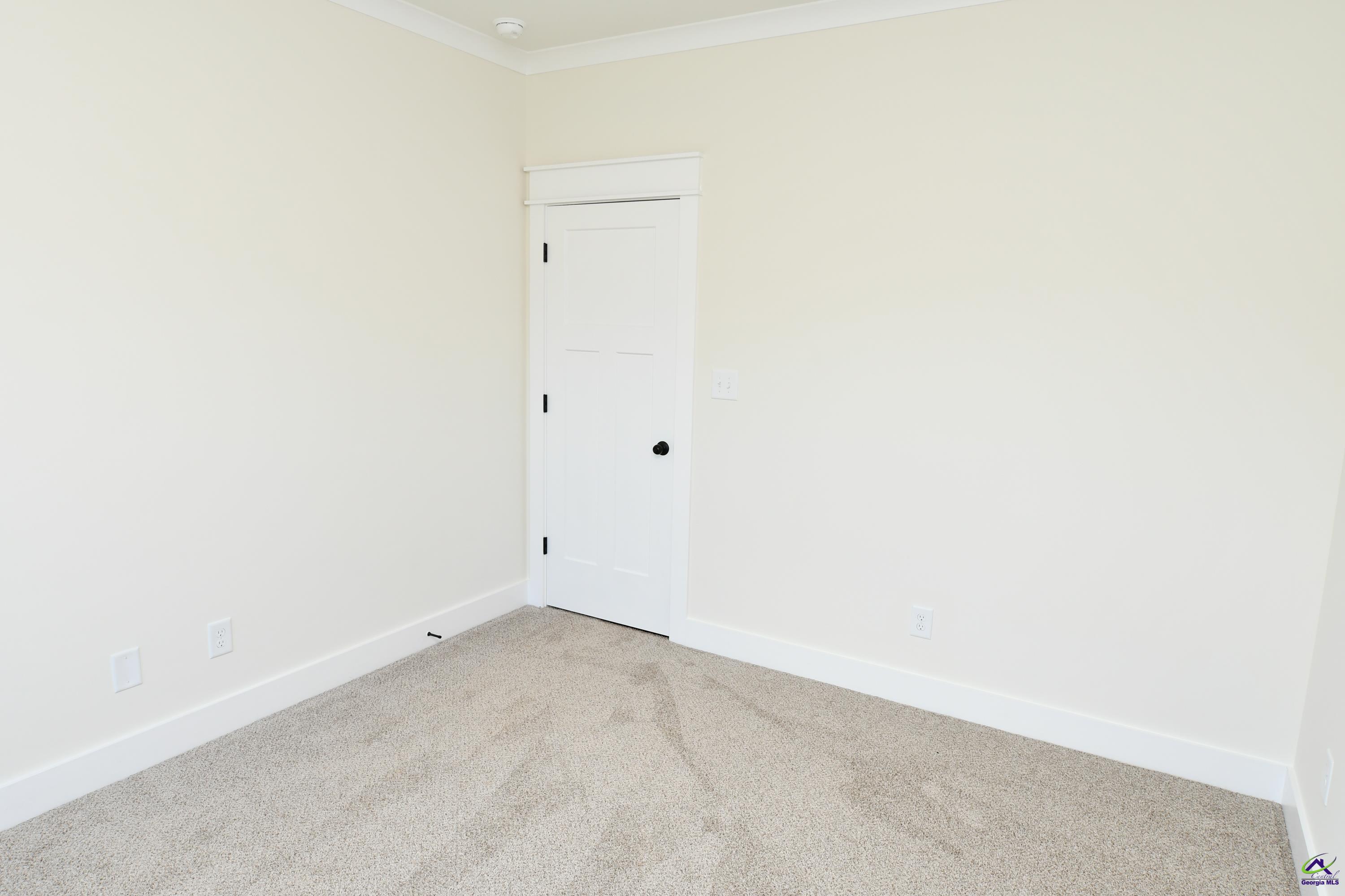 211 Willowbrook Lane
