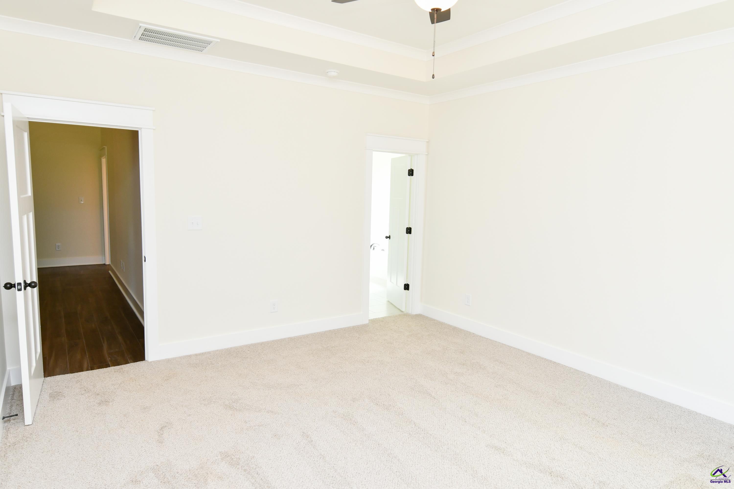 211 Willowbrook Lane