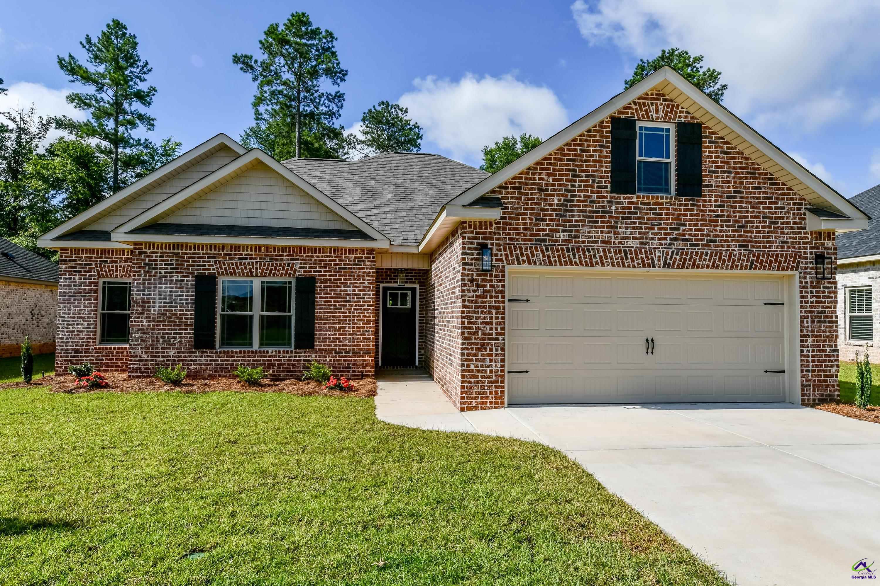 211 Willowbrook Lane