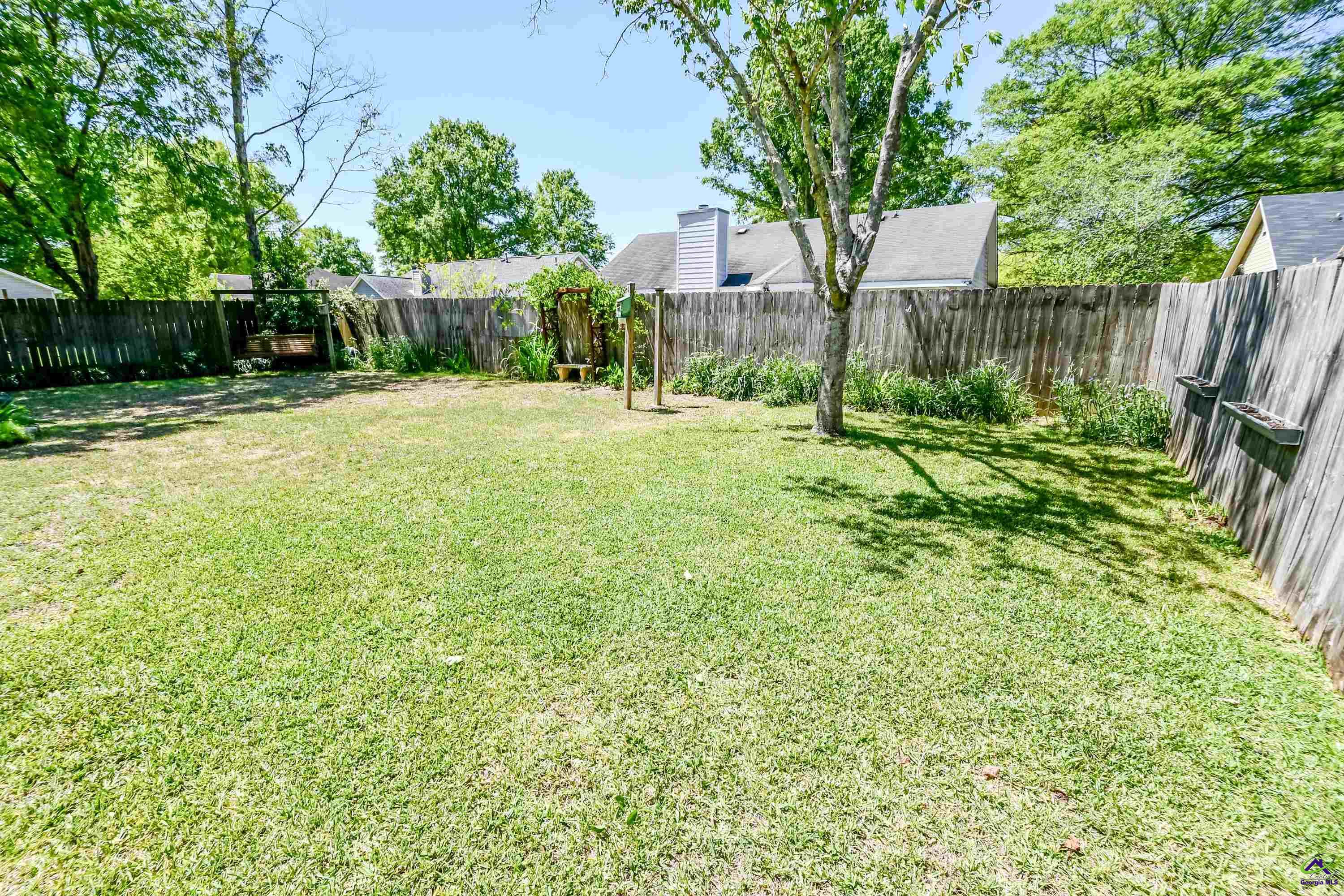 105 Mayfair Circle