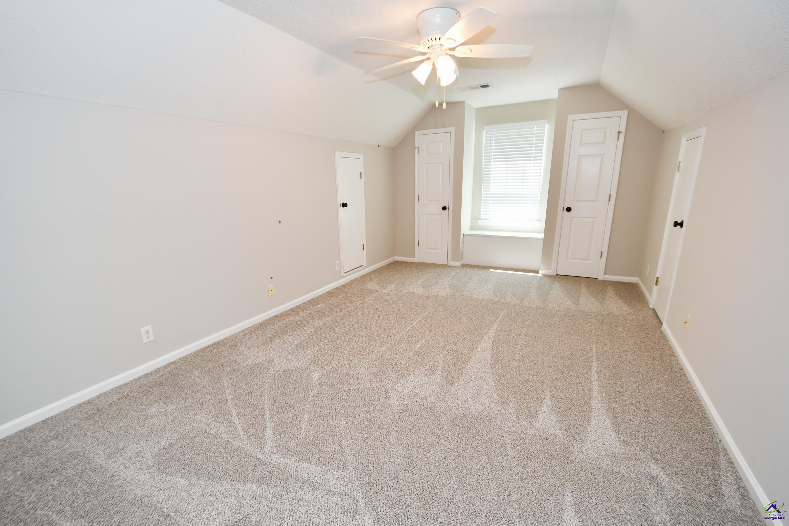 105 Mayfair Circle
