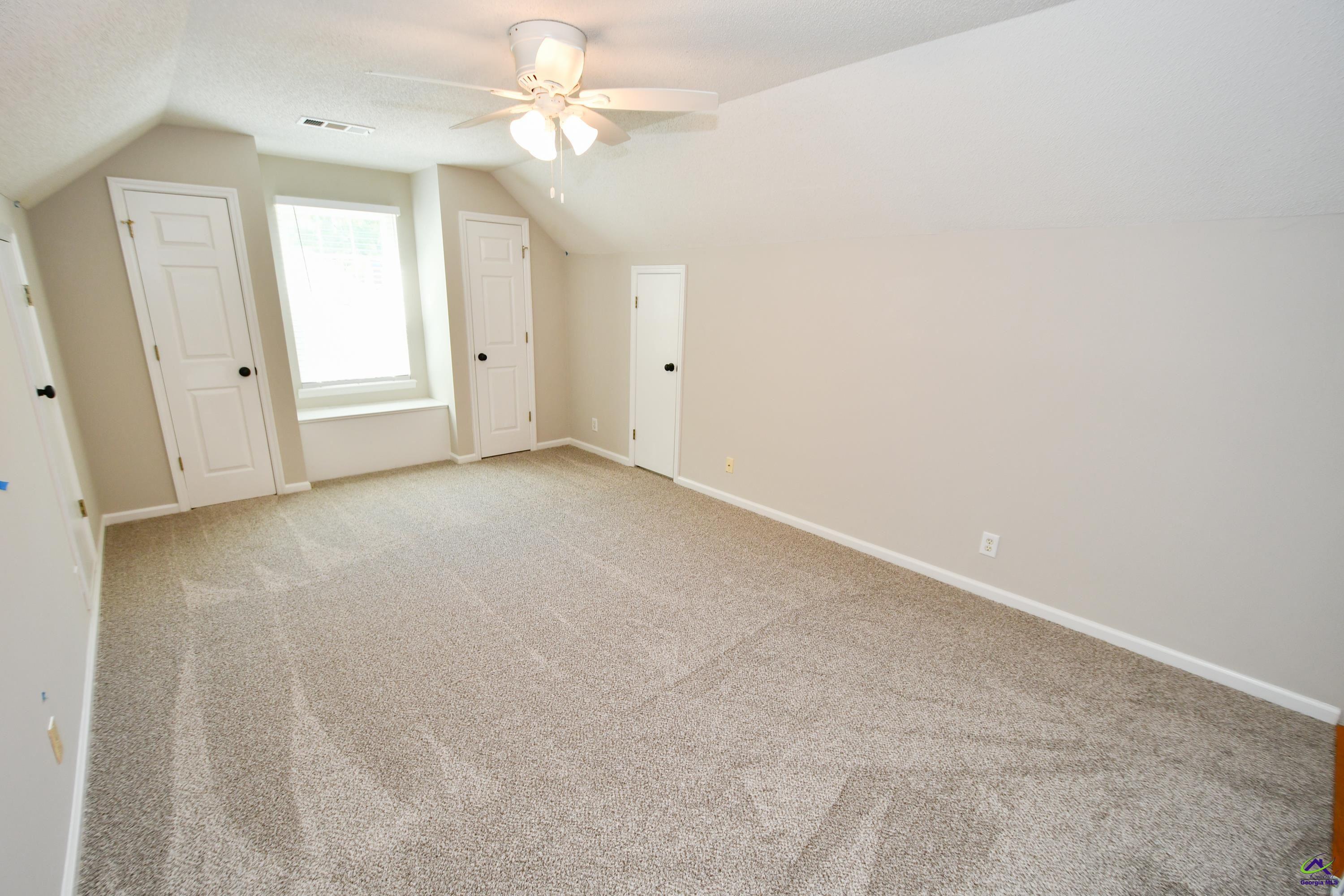 105 Mayfair Circle