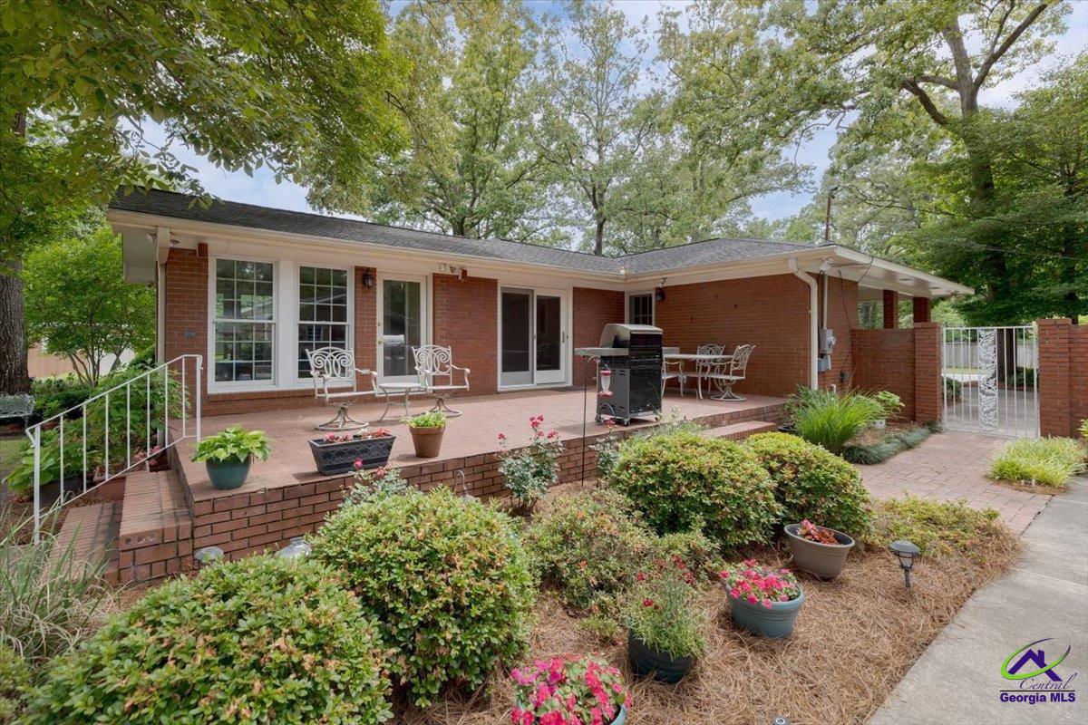 206 Ridgeland Drive